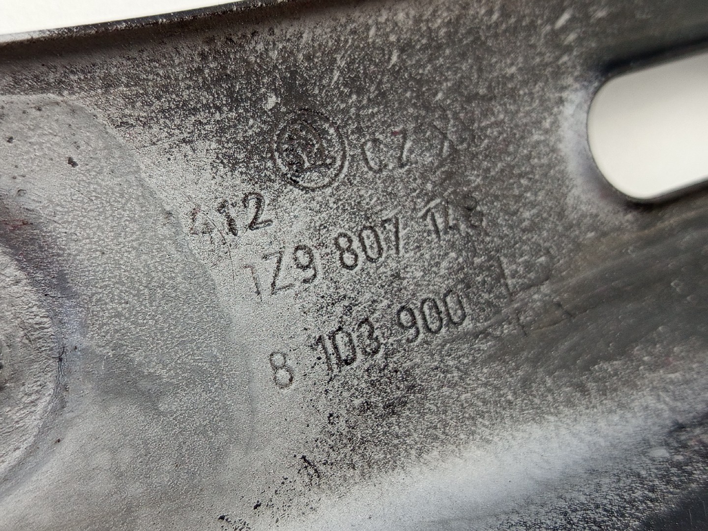 Guia para choques SKODA OCTAVIA II Combi (1Z5) | 04 - 13 Imagem-3