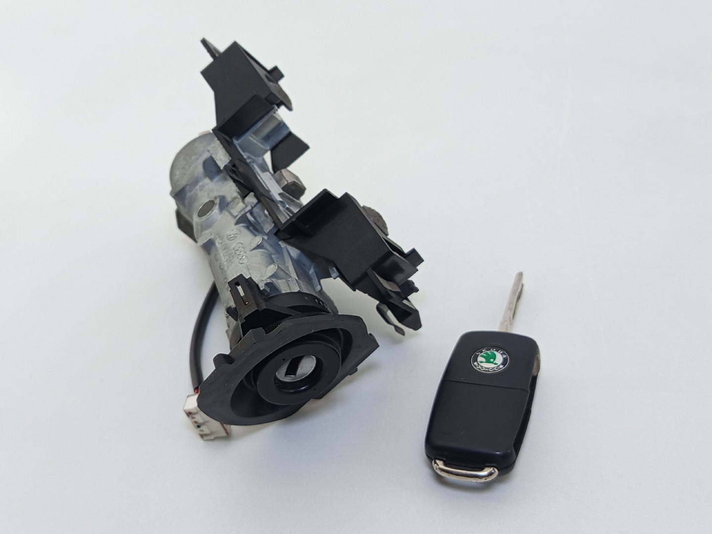 Canhão ignição SKODA OCTAVIA II Combi (1Z5) | 04 - 13 Imagem-3