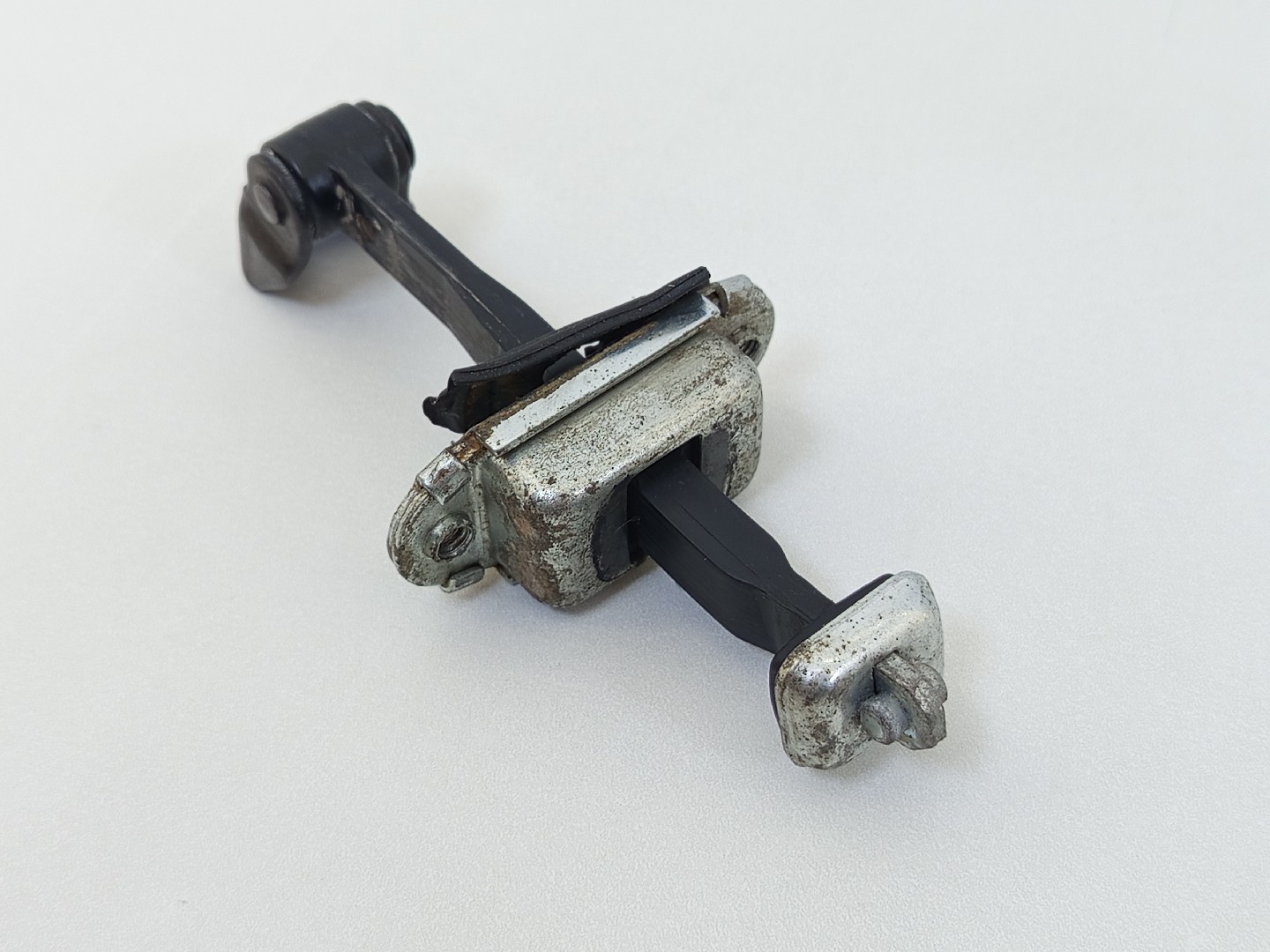 Limitador / esticador tras SKODA OCTAVIA II Combi (1Z5) | 04 - 13 Imagem-1