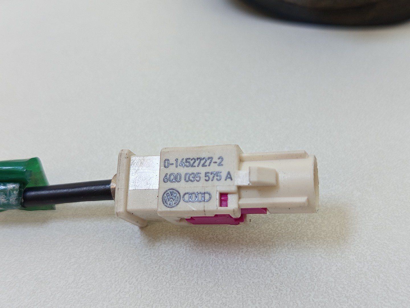 Base de antena SKODA OCTAVIA II Combi (1Z5) | 04 - 13 Imagem-4