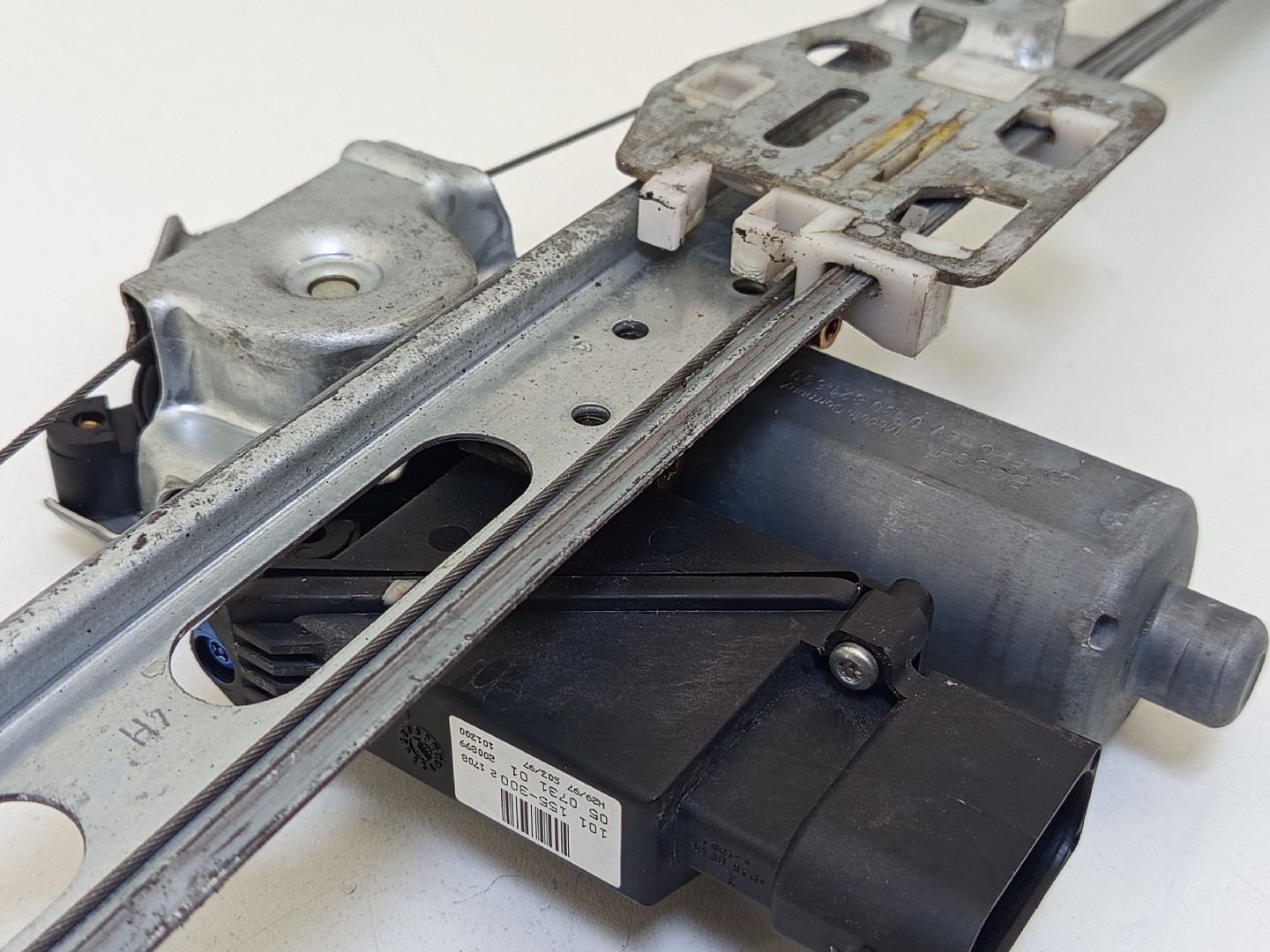 Elevador vidro frente esquerdo MERCEDES-BENZ A-CLASS (W168) | 97 - 05 Imagem-8