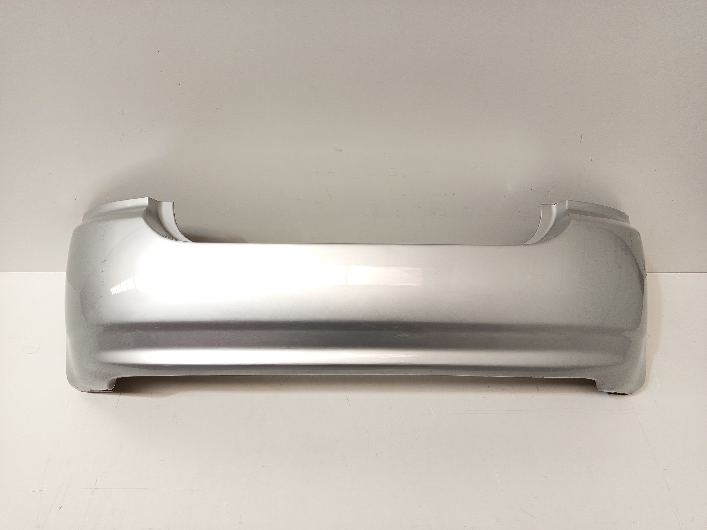 Para choques  trás TOYOTA - ID S_43205