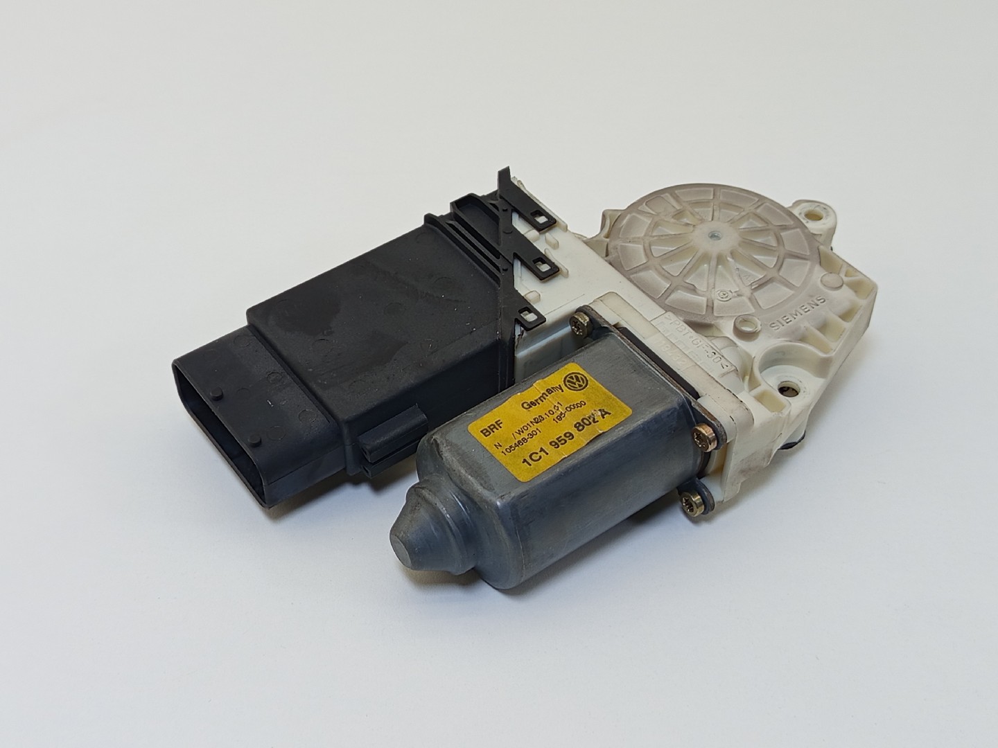 Motor elevador frente direito VOLKSWAGEN GOLF IV (1J1) | 97 - 07 Imagem-1