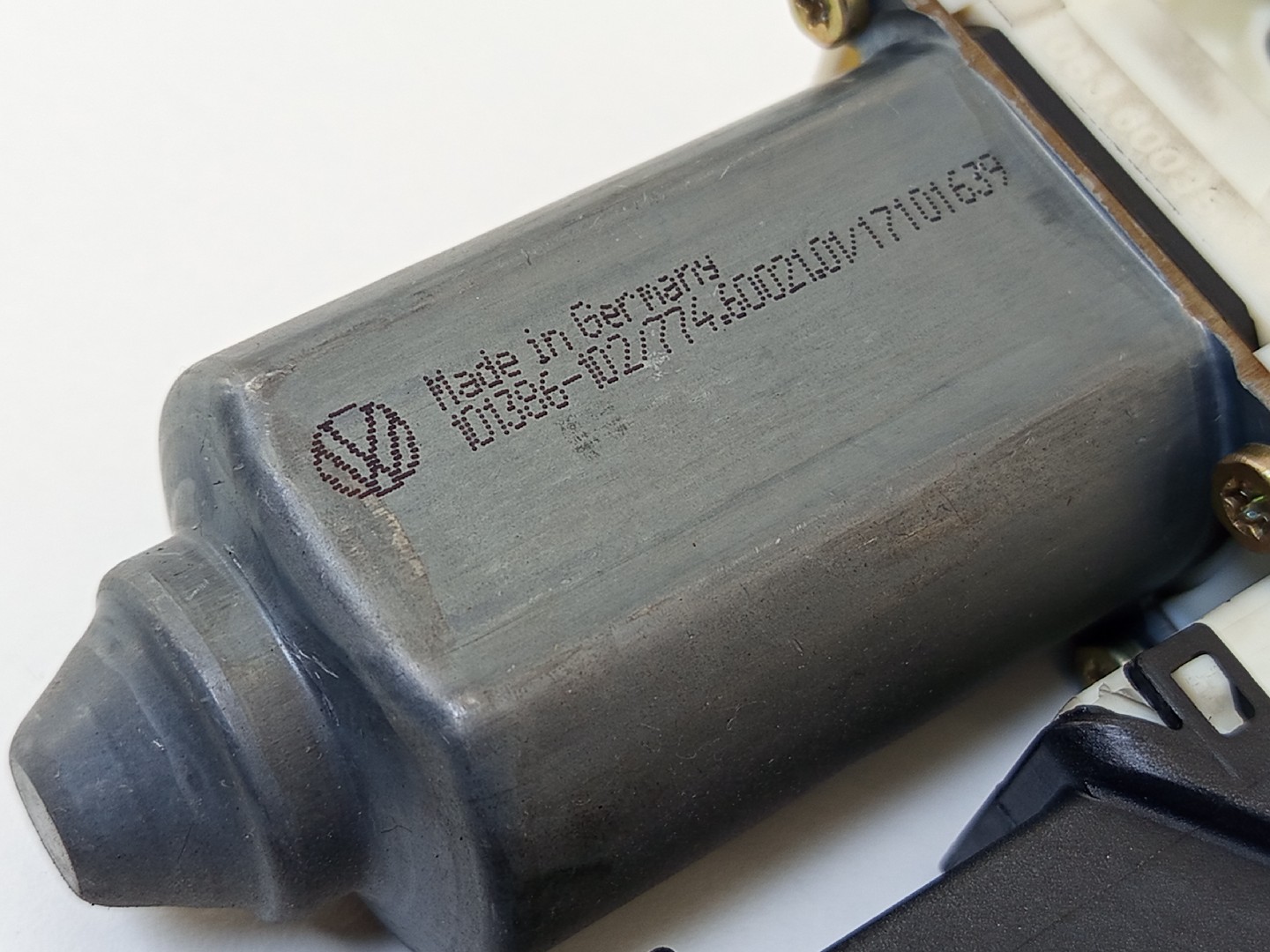 Motor elevador frente direito VOLKSWAGEN GOLF IV (1J1) | 97 - 07 Imagem-6