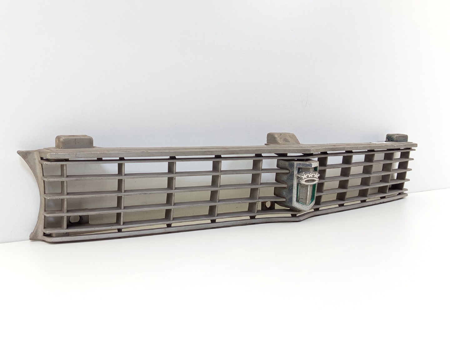 Grelha da Frente TOYOTA COROLLA (KE_, TE_) | 70 - 81 Imagem-1