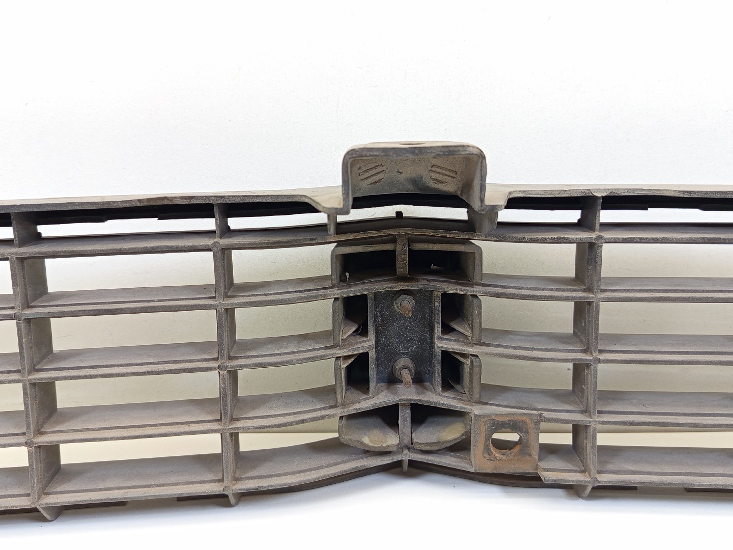 Grelha da Frente TOYOTA COROLLA (KE_, TE_) | 70 - 81 Imagem-7