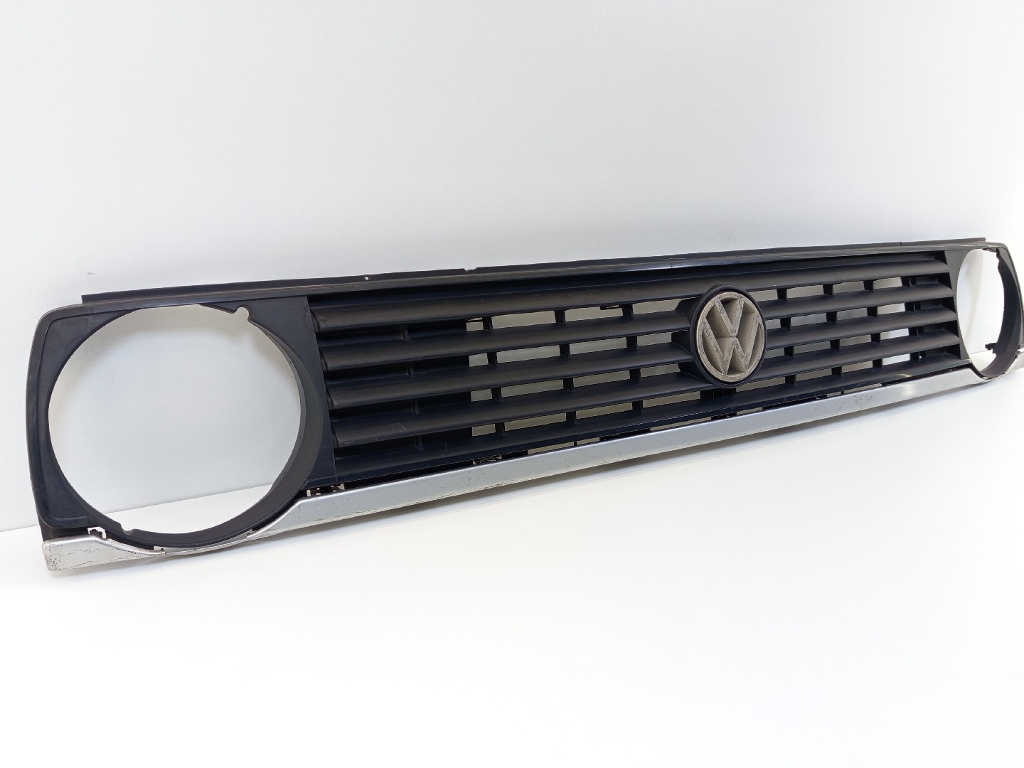 Grelha da Frente VOLKSWAGEN GOLF II (19E, 1G1) | 83 - 92 Imagem-1