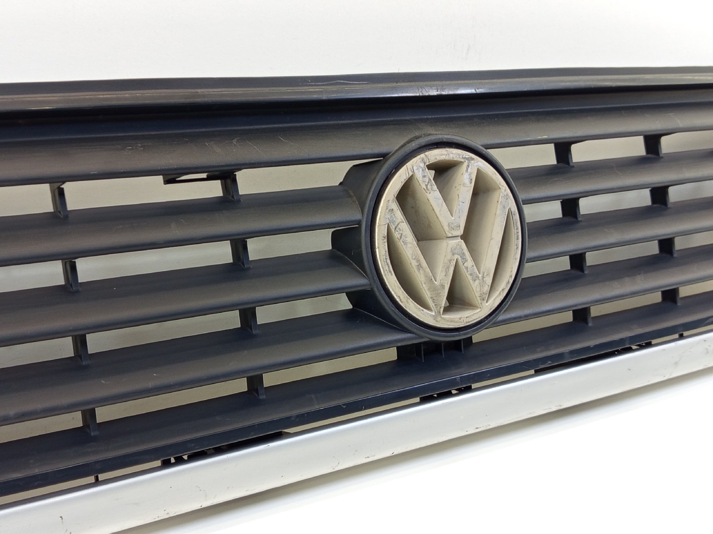 Grelha da Frente VOLKSWAGEN GOLF II (19E, 1G1) | 83 - 92 Imagem-3