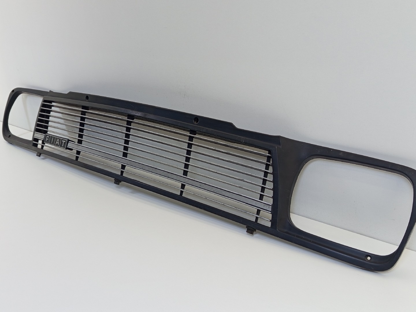 Grelha da Frente FIAT 127 (127_) | 71 - 96 Imagem-3