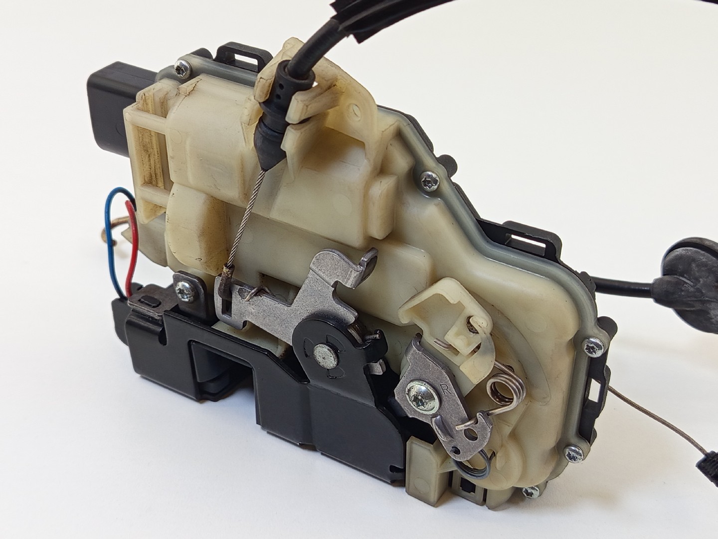 Fecho porta frente direito SKODA SUPERB I (3U4) | 01 - 08 Imagem-4