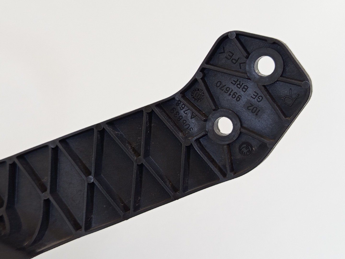 Fecho porta tras direito SKODA SUPERB I (3U4) | 01 - 08 Imagem-8