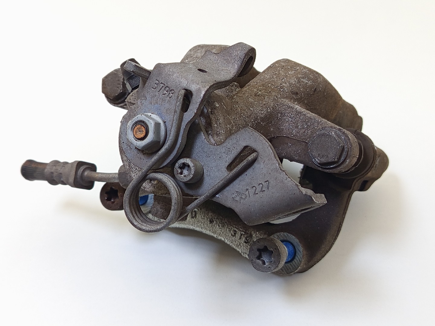 Bomba travão tras direita CITROEN C3 AIRCROSS II (2R_, 2C_) | 17 -  Imagem-5