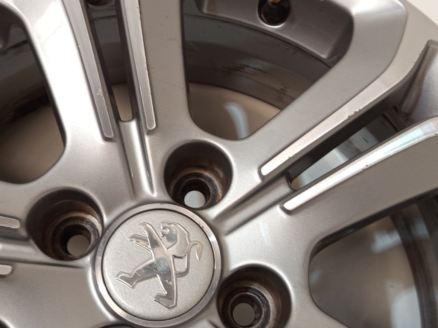 Jante PEUGEOT 208 I (CA_, CC_) | 12 -  Imagem-4