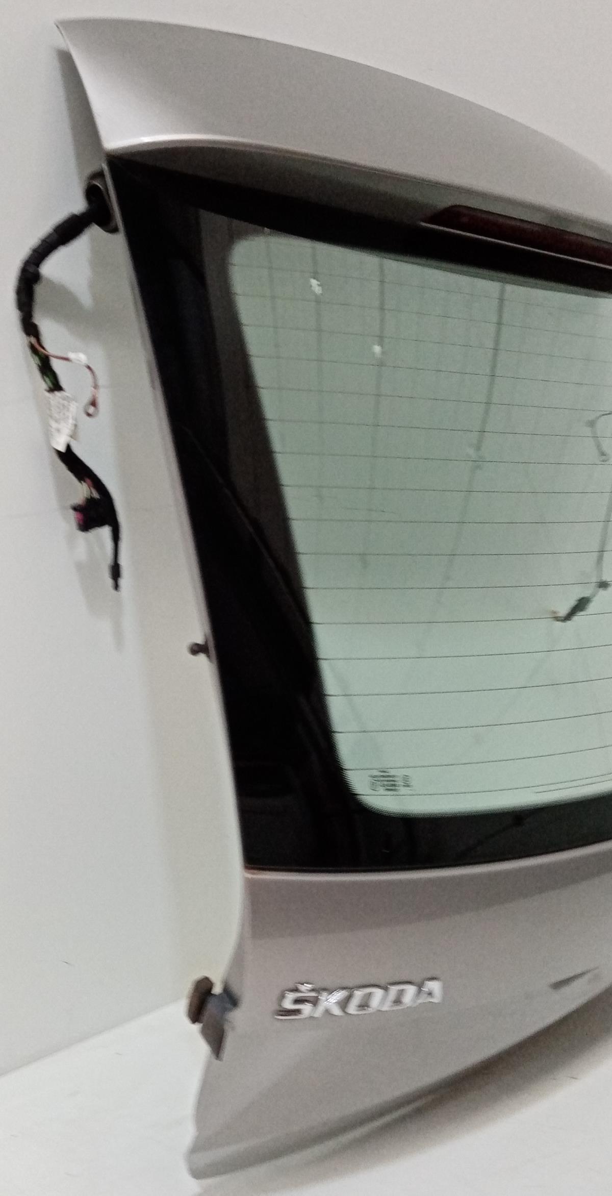 Tampa da Mala SKODA RAPID Spaceback (NH1) | 12 -  Imagem-2