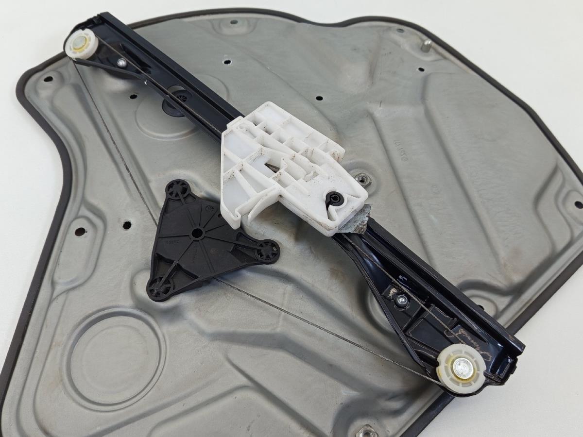 Elevador vidro trás esquerdo SKODA OCTAVIA II Combi (1Z5) | 04 - 13 Imagem-3