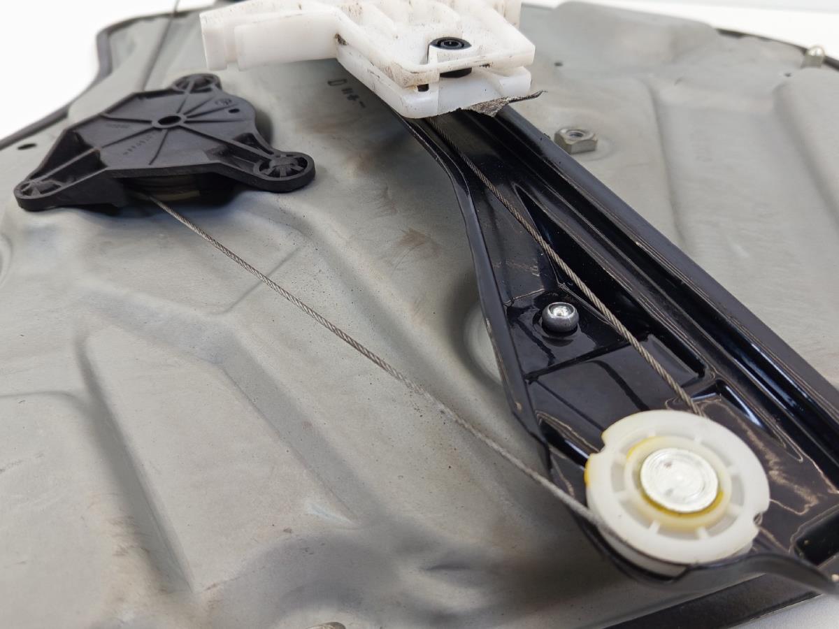 Elevador vidro trás esquerdo SKODA OCTAVIA II Combi (1Z5) | 04 - 13 Imagem-4