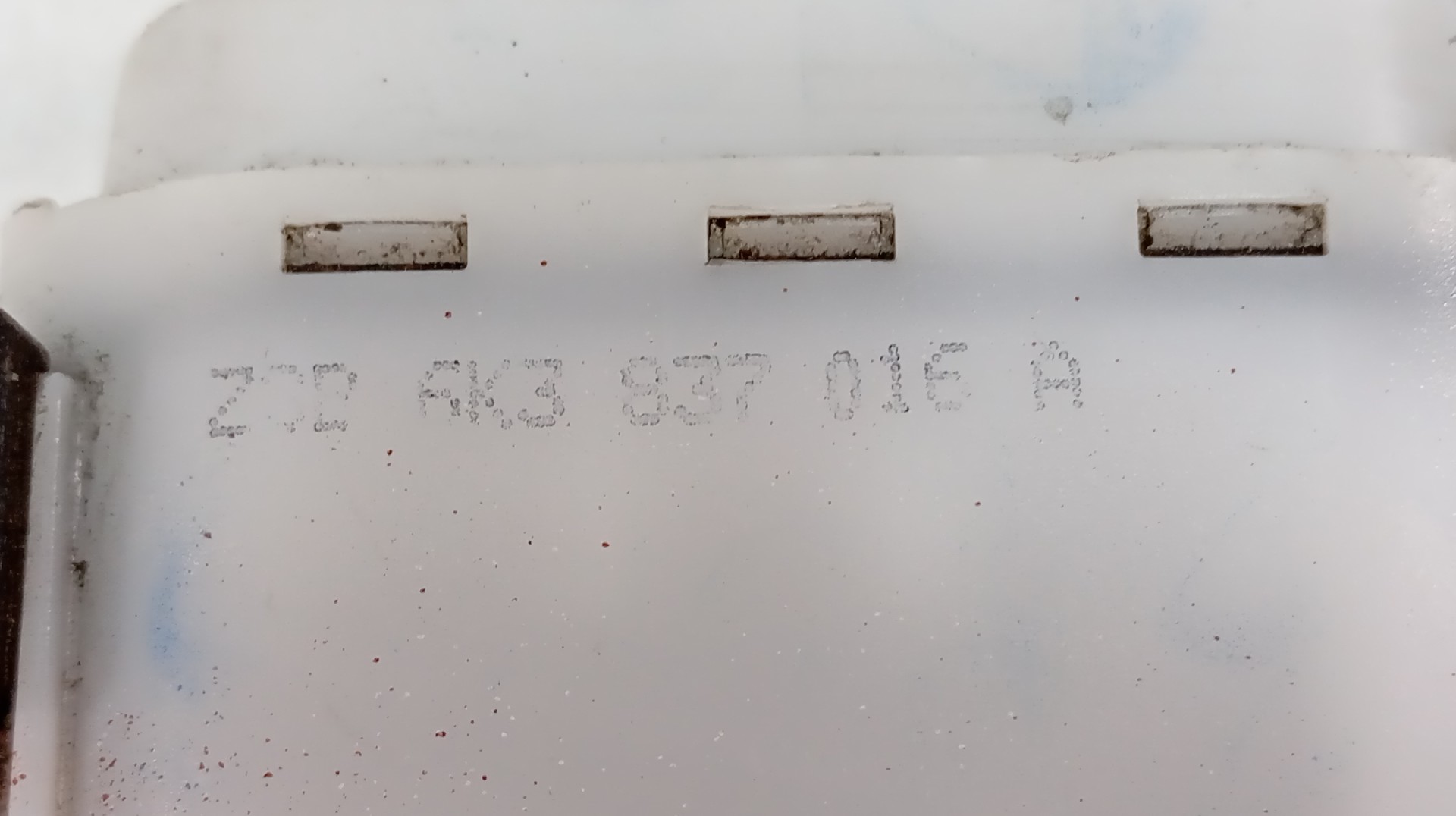 Fecho da Porta Frente Direita SEAT IBIZA Imagem-7