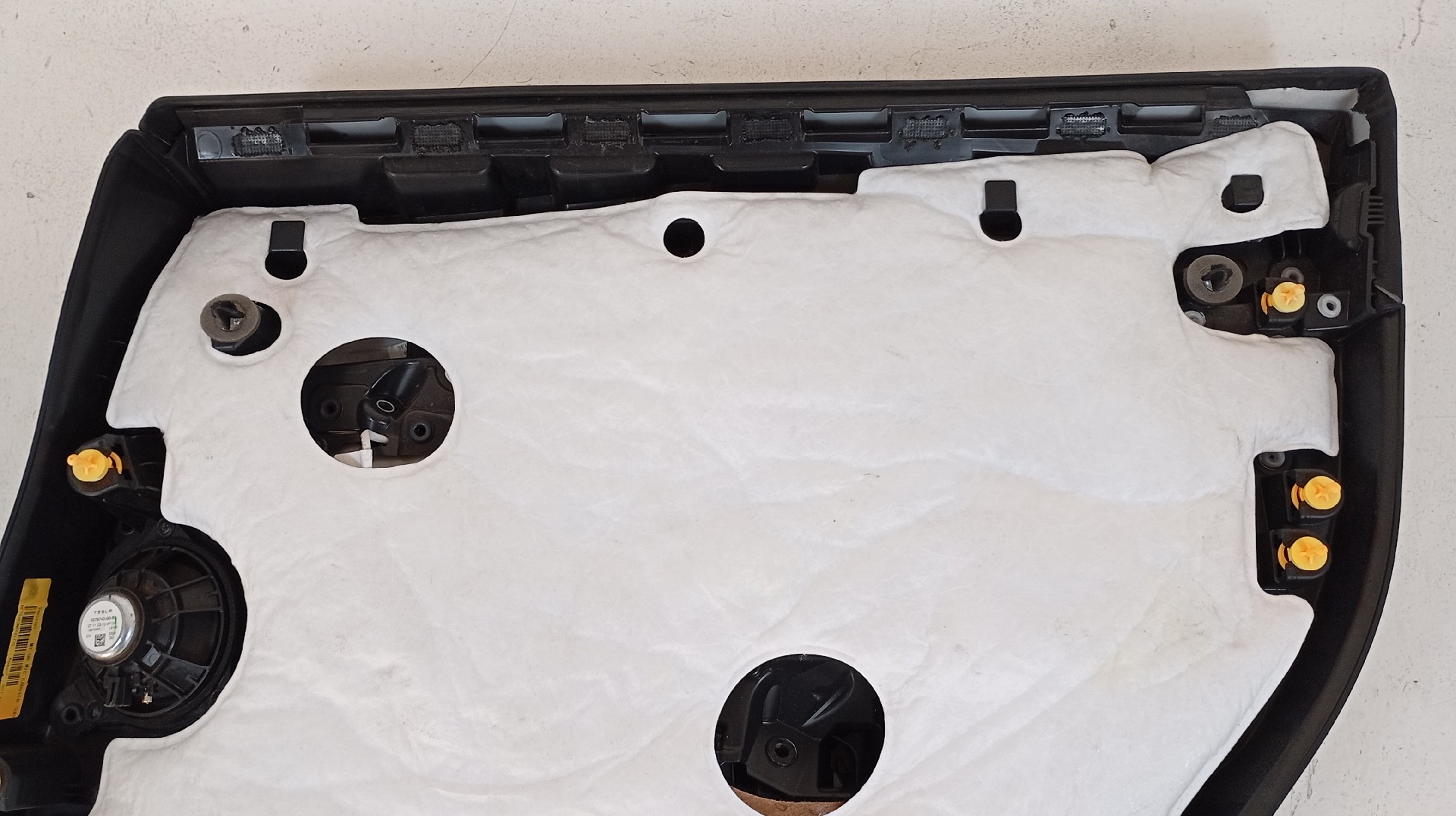 Quartela / Forra Porta Traseira Esquerda TESLA MODEL Y (5YJY) Imagem-8