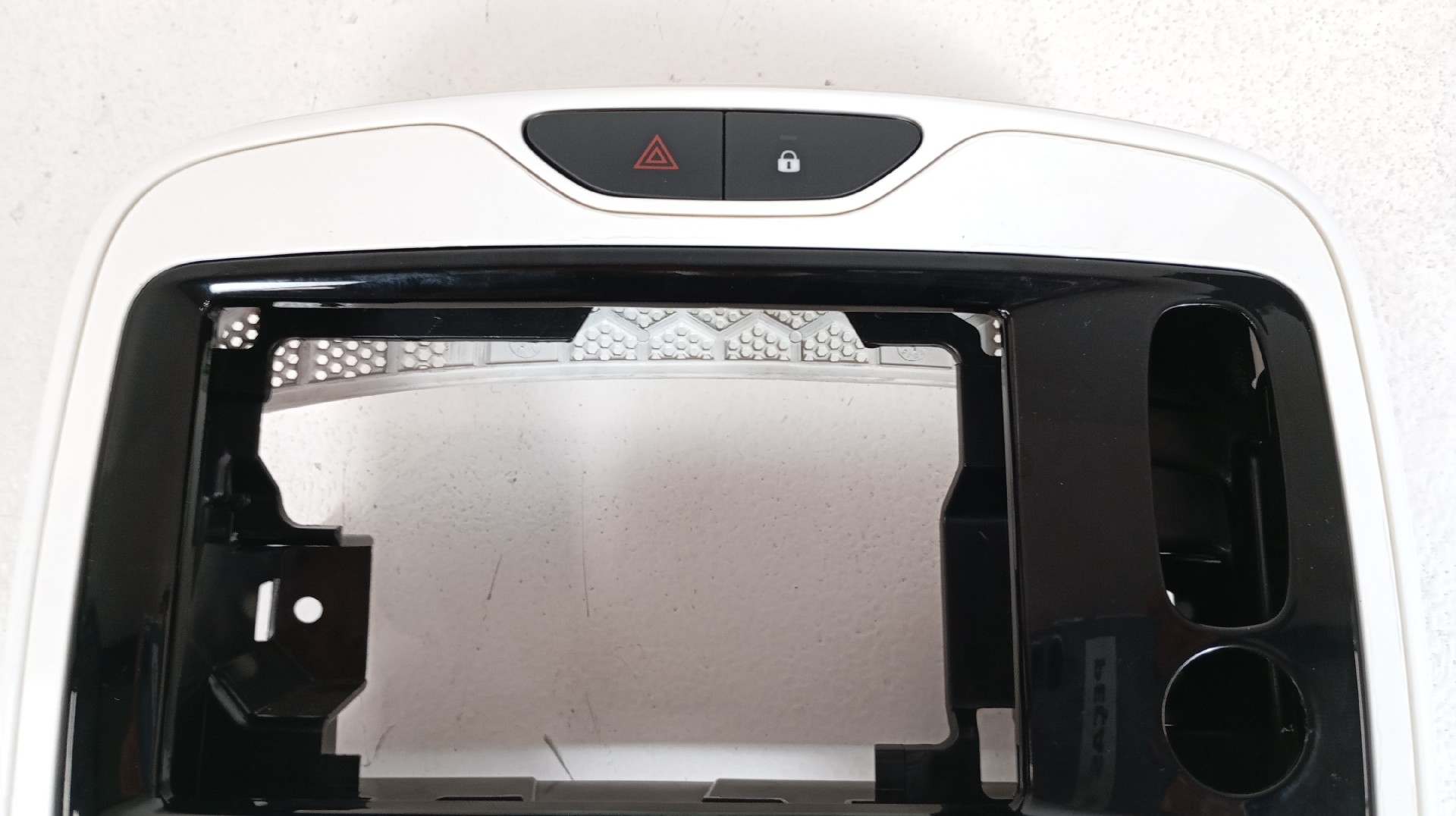 Mascara Consola Central RENAULT ZOE (BFM_) | 12 -  Imagem-1