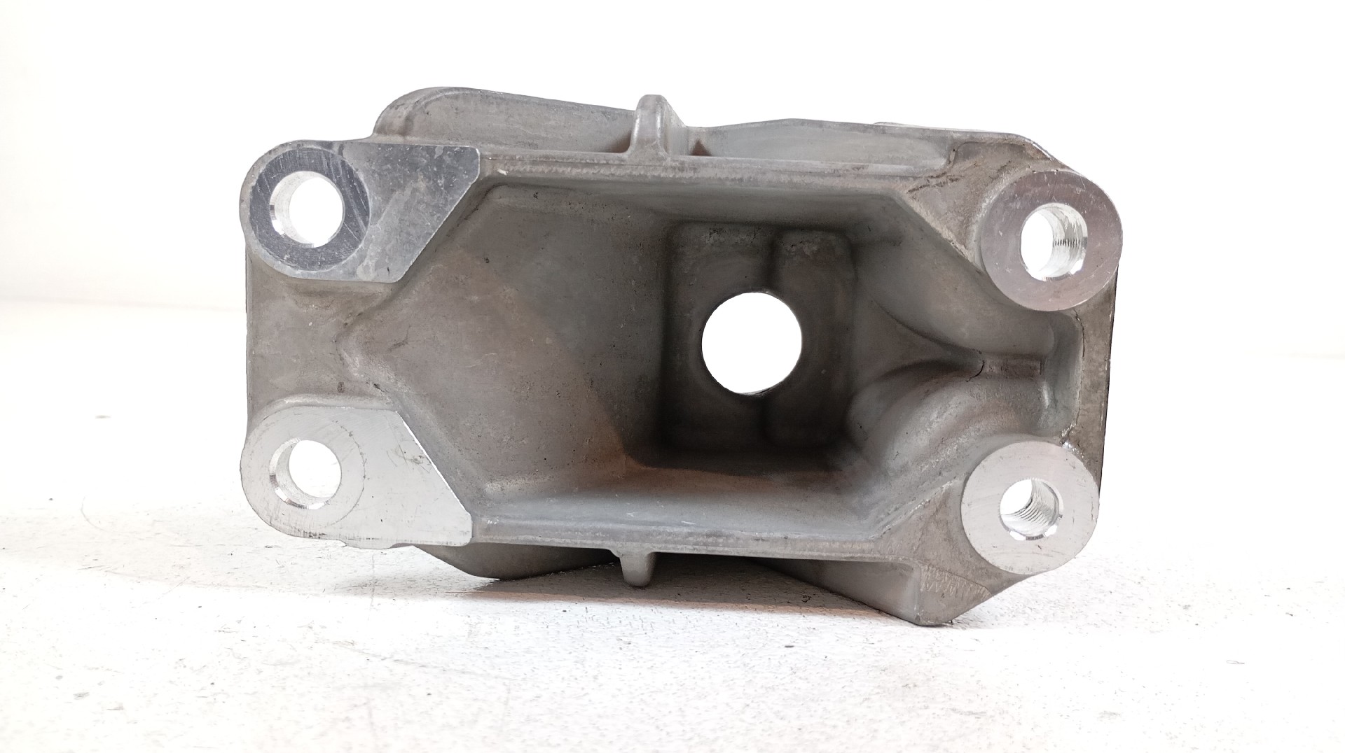 Motor Support NISSAN LEAF (ZE1_) | 17 -  Imagem-7