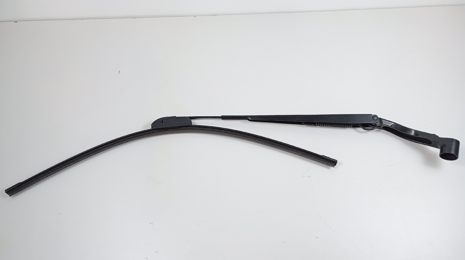 Braço Limpa Vidros Esquerdo NISSAN LEAF (ZE1_) | 17 - 