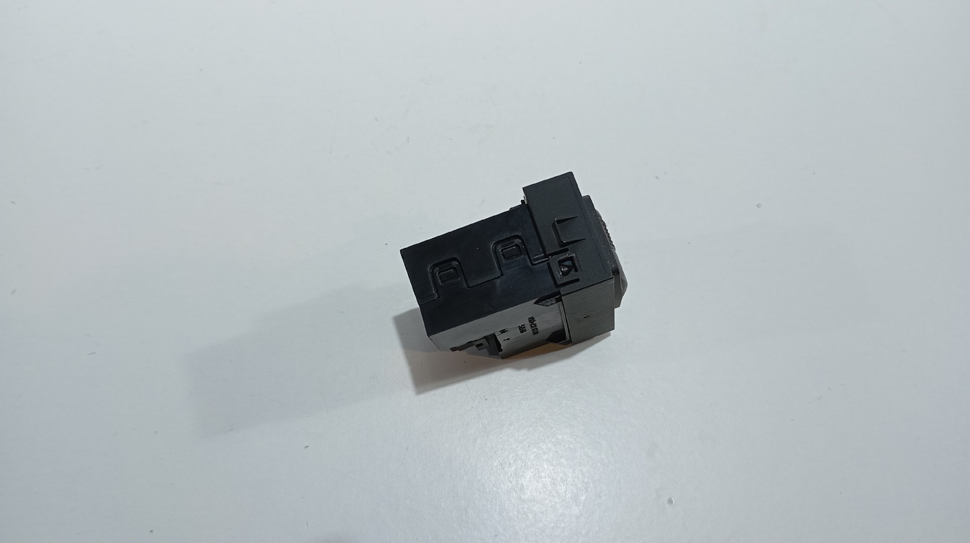 Interruptor Temperatura Banco PEUGEOT 508 RXH Imagem-3