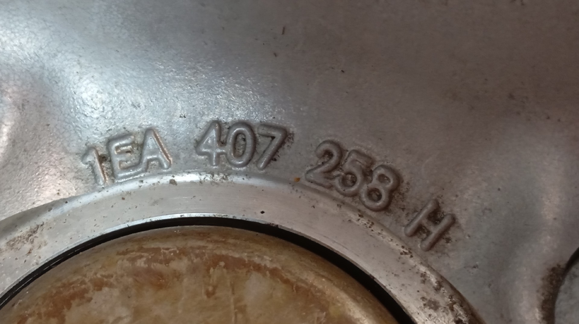 Manga de Eixo Direita AUDI Q4 E-TRON (F4B) Imagem-4