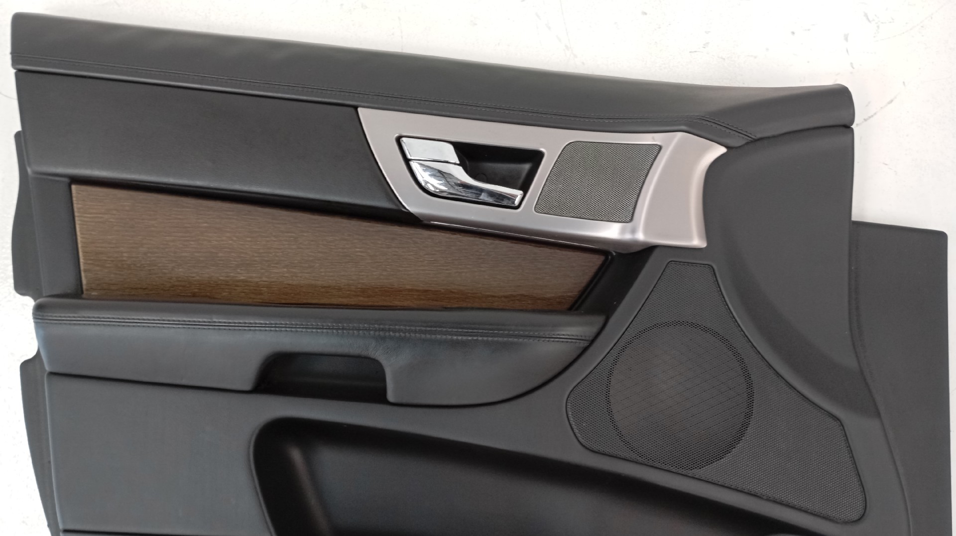 Quartela / Forra Porta Frente Esquerda JAGUAR XF (X250) | 08 - 15 Imagem-1