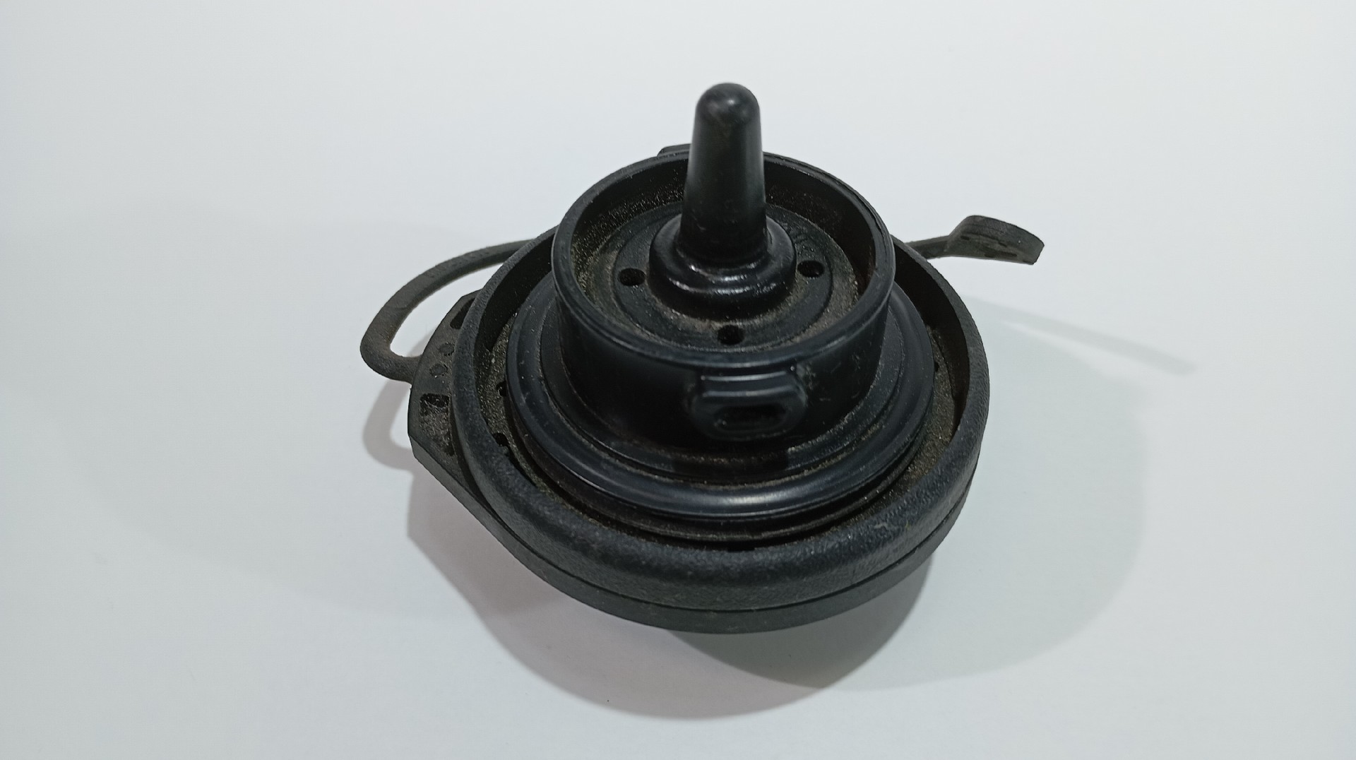 Tampão Depósito Combustível VOLKSWAGEN .. Imagem-1