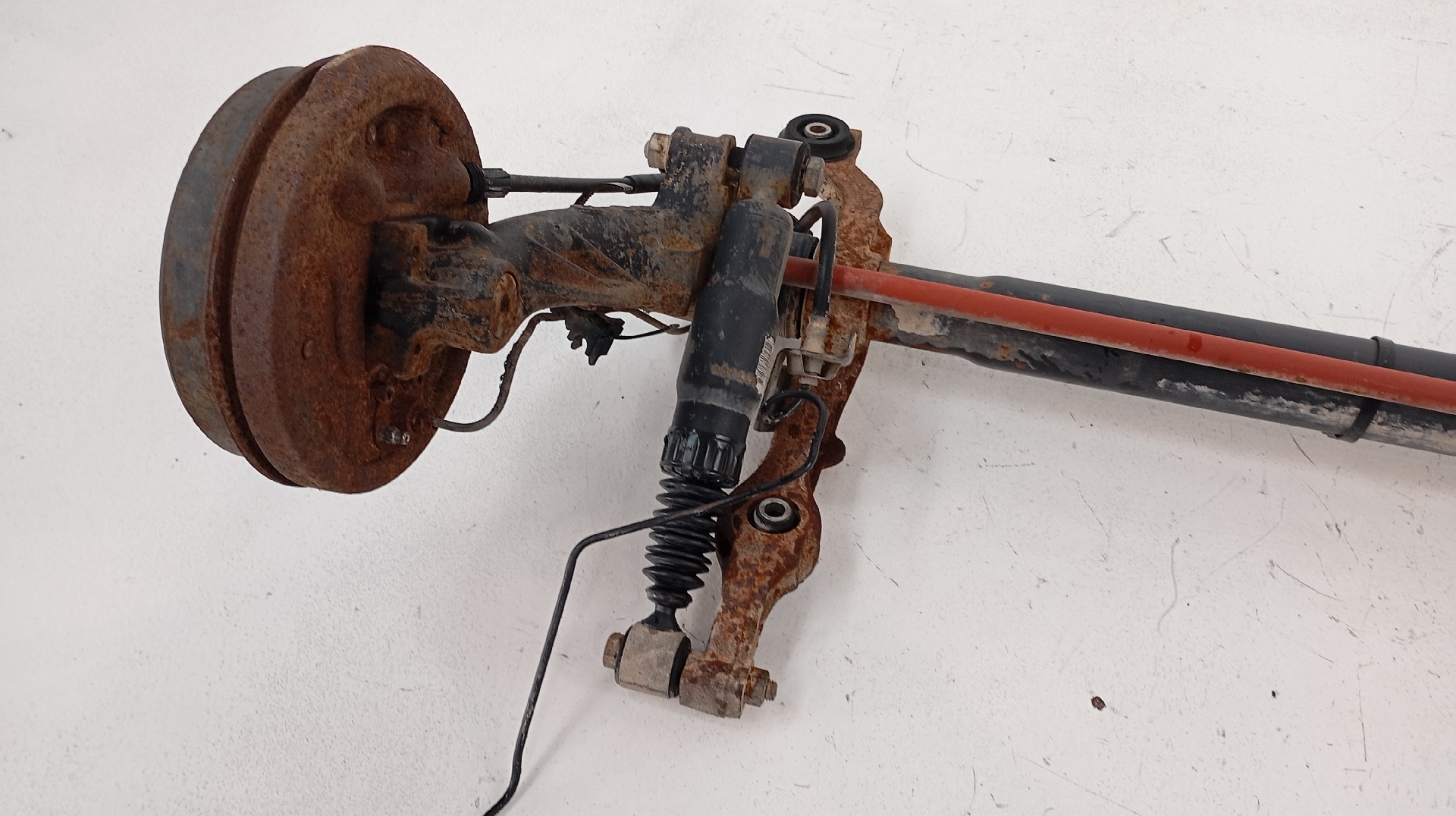 Eixo Traseiro PEUGEOT 106 Imagem-1