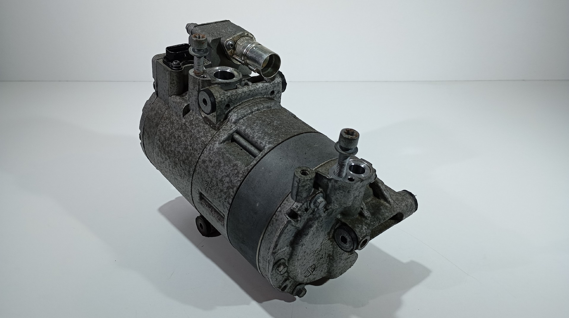 A/C Copmpressor BMW i3 (I01) | 13 -  Imagem-3