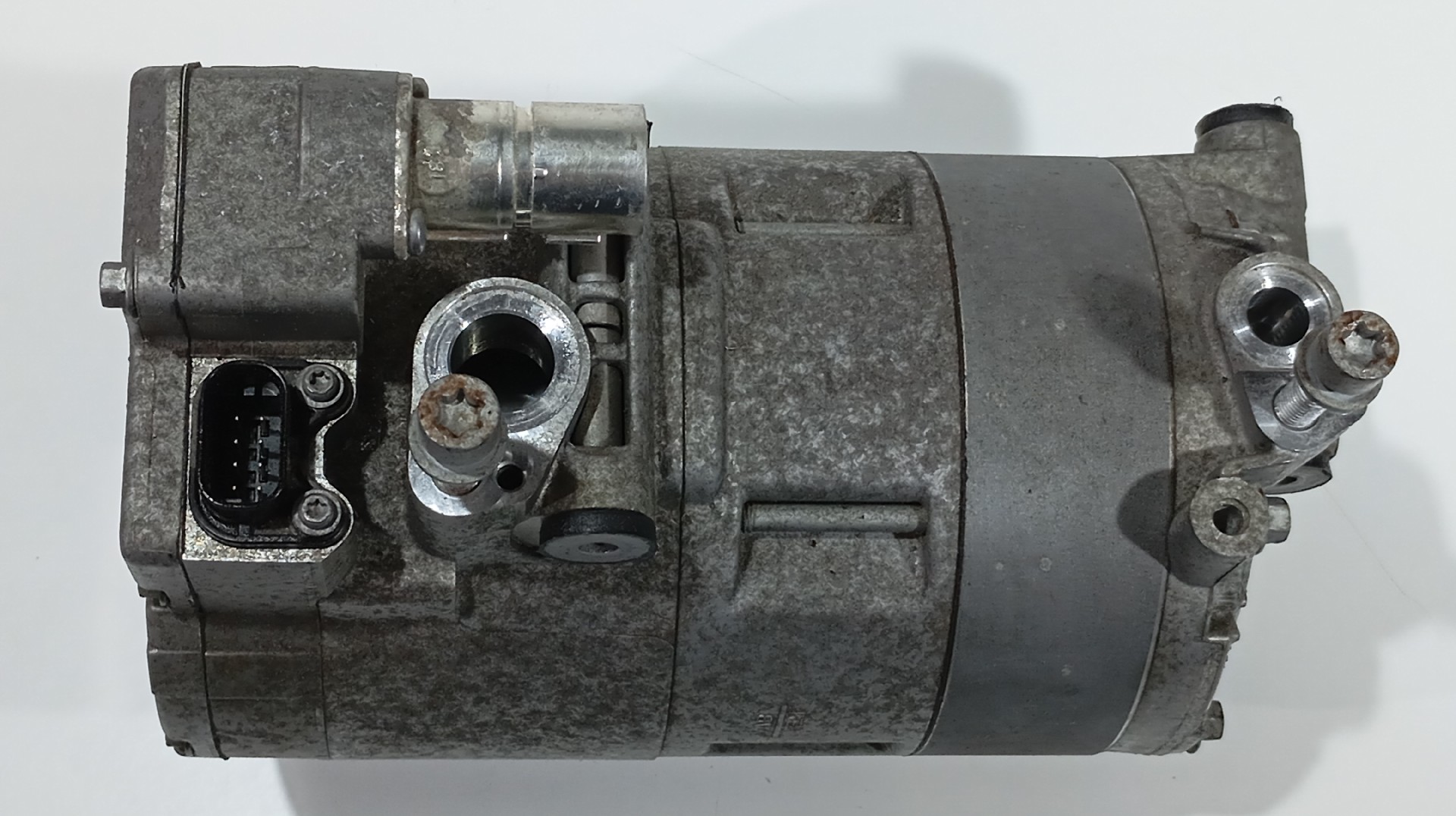 A/C Copmpressor BMW i3 (I01) | 13 -  Imagem-2