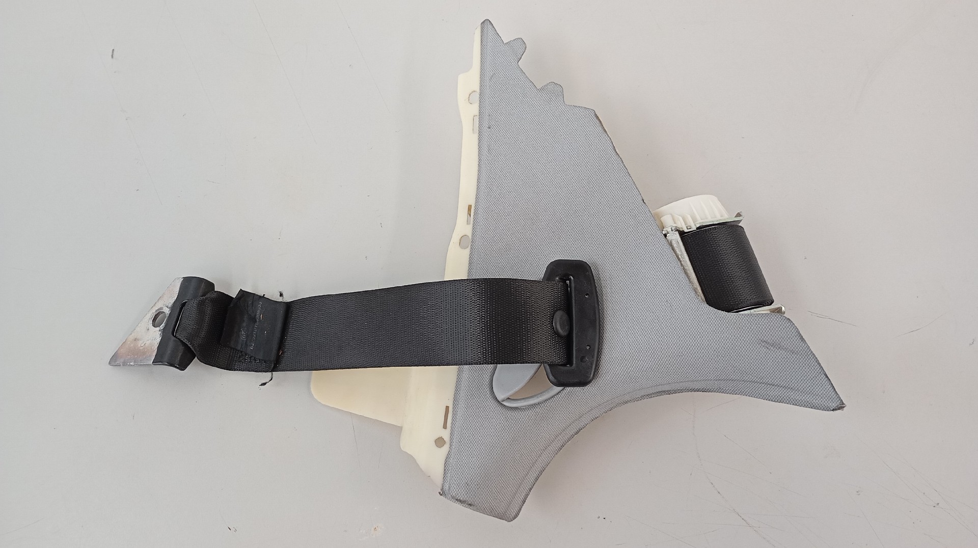 Pré-Tensor / Cinto Traseiro Direito JAGUAR XF (X250) | 08 - 15