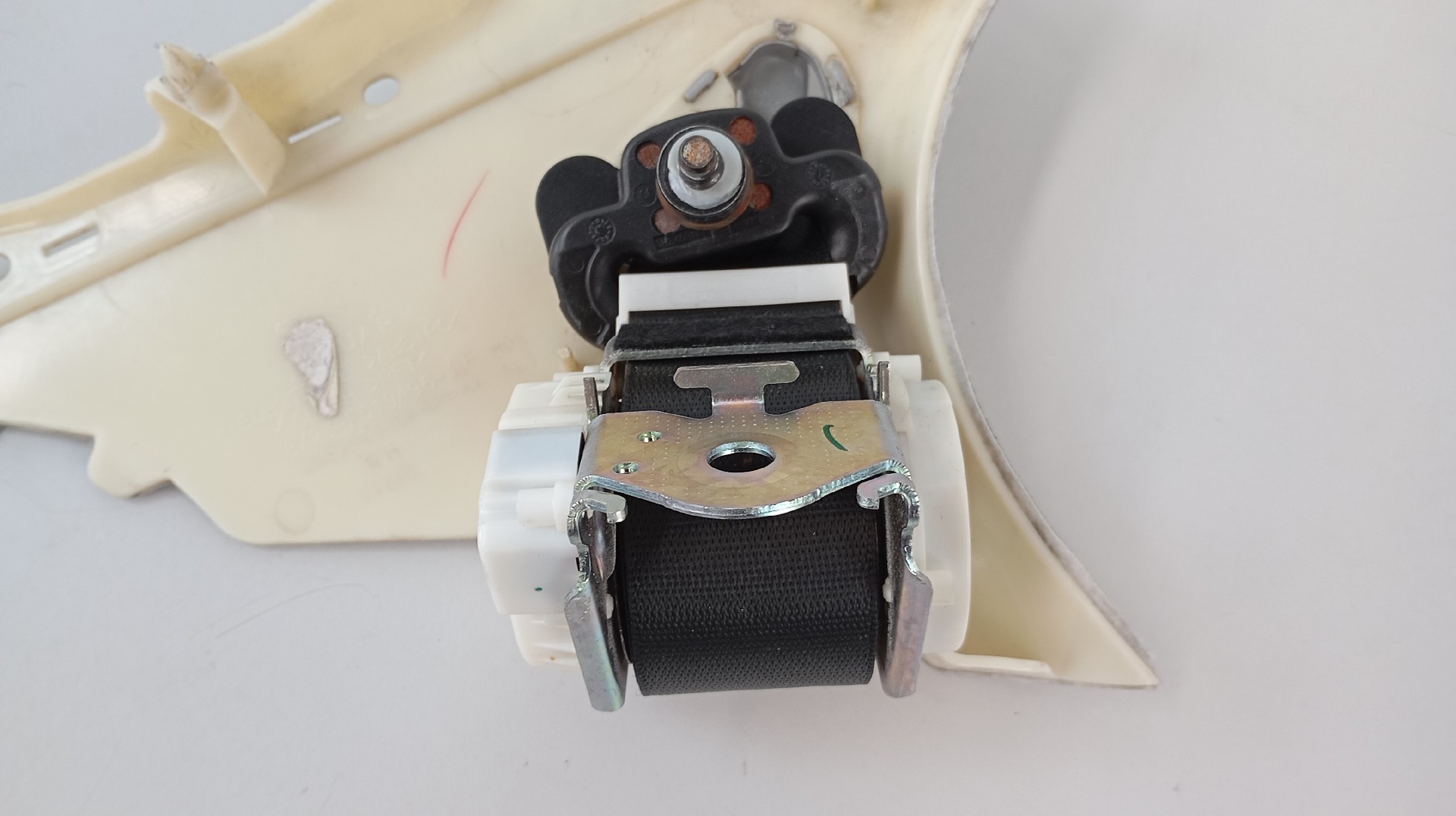 Pré-Tensor / Cinto Traseiro Direito JAGUAR XF (X250) | 08 - 15 Imagem-3