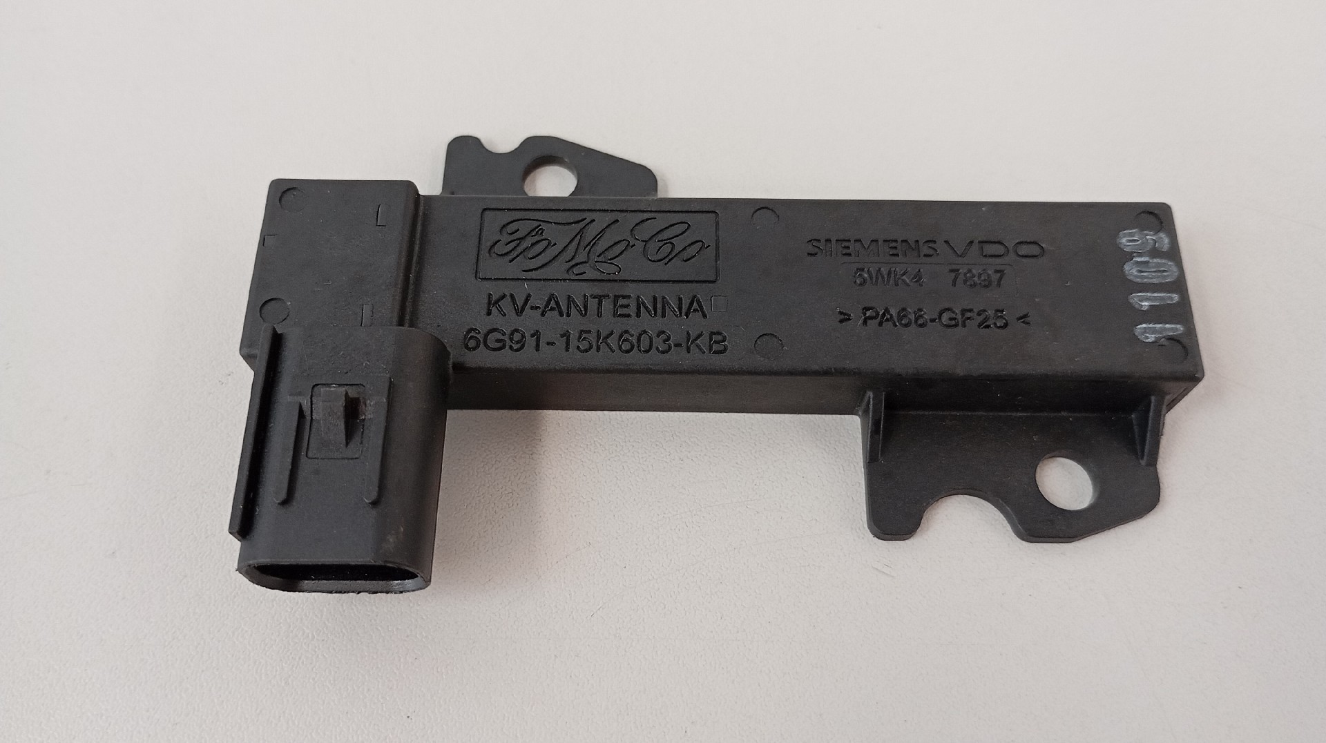 Antena JAGUAR XF (X250) | 08 - 15