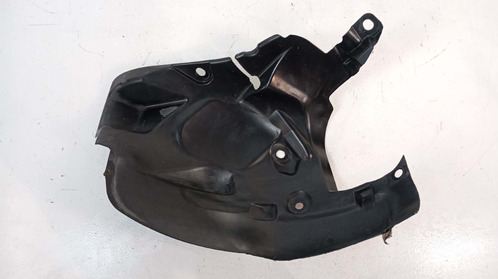 Cave de Roda Frente Esquerda RENAULT CLIO IV (BH_) | 12 - 