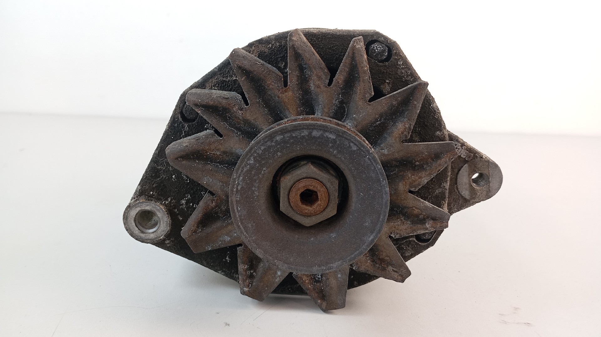 Alternator RENAULT 19 II Caixa (S53_) | 92 - 95 Imagem-1