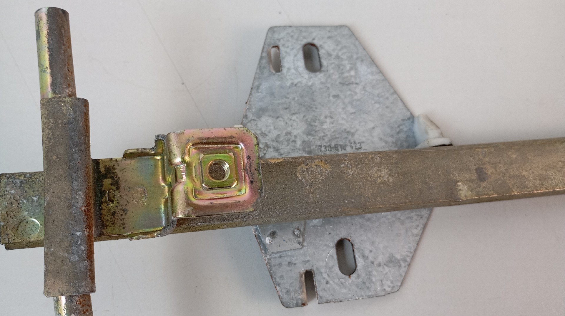 Elevador Traseiro Esquerdo RENAULT 19 II Caixa (S53_) | 92 - 95 Imagem-2