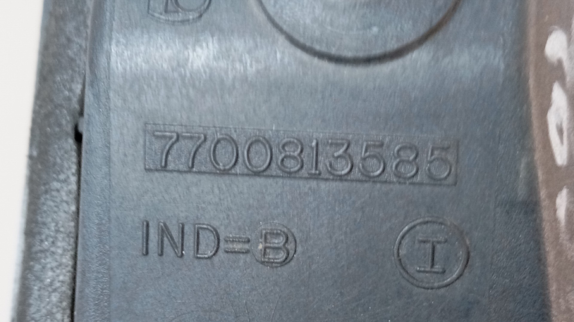 Puxador Interior Porta Traseira Esquerda RENAULT 19 II Caixa (S53_) | 92 - 95 Imagem-3