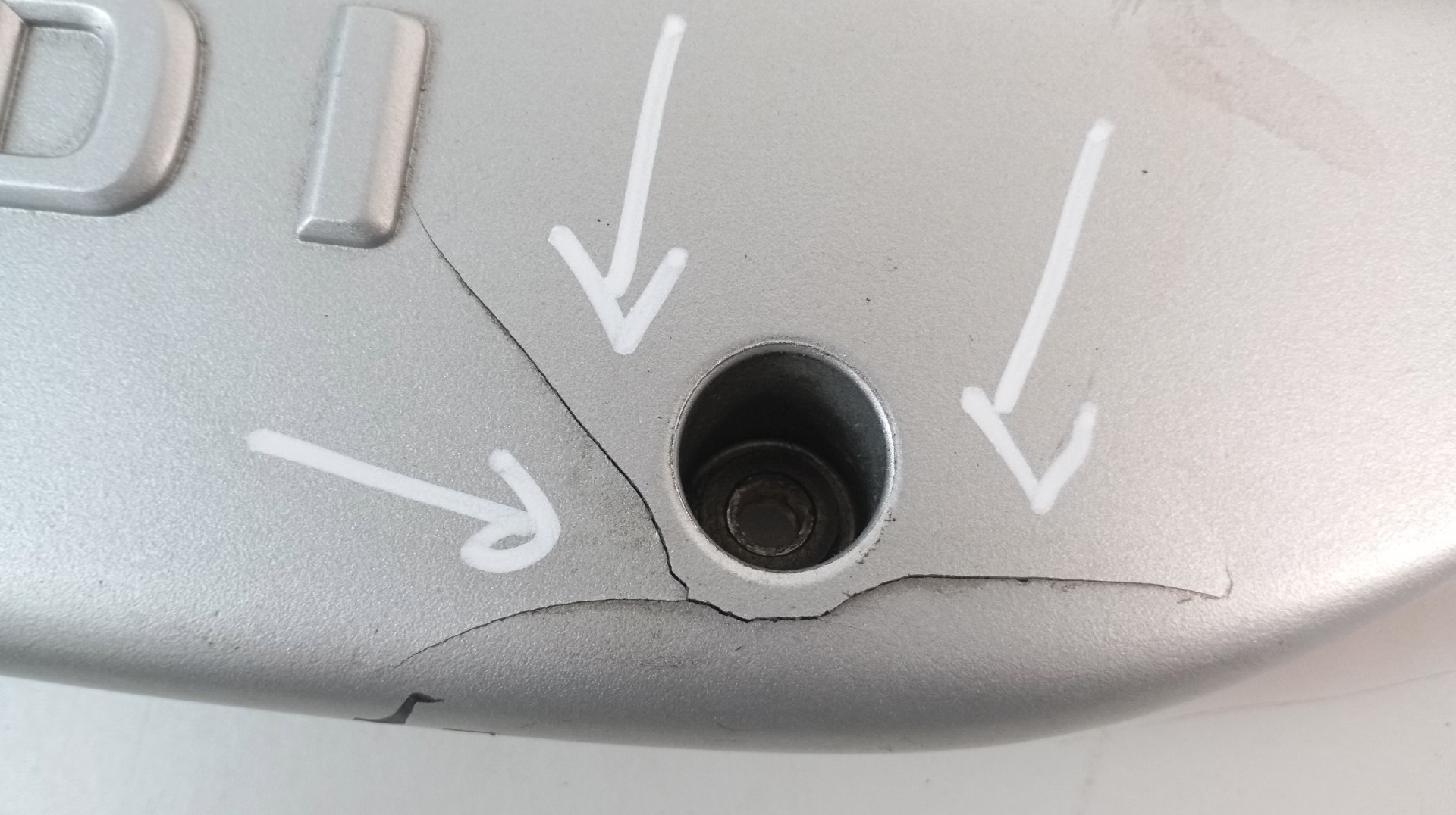 Tampa do Motor MERCEDES-BENZ C-CLASS (W203) | 00 - 07 Imagem-1