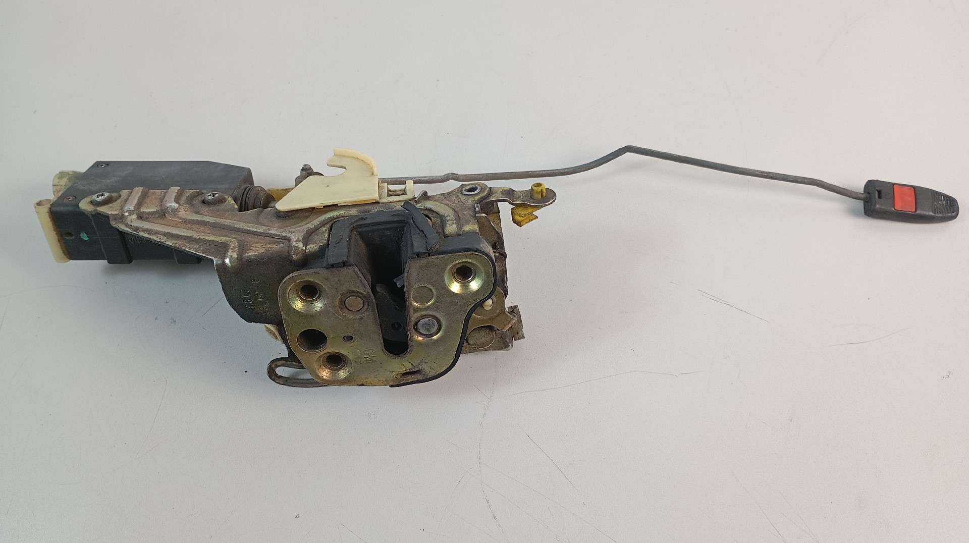Fecho da Porta Frente Direita OPEL CORSA B