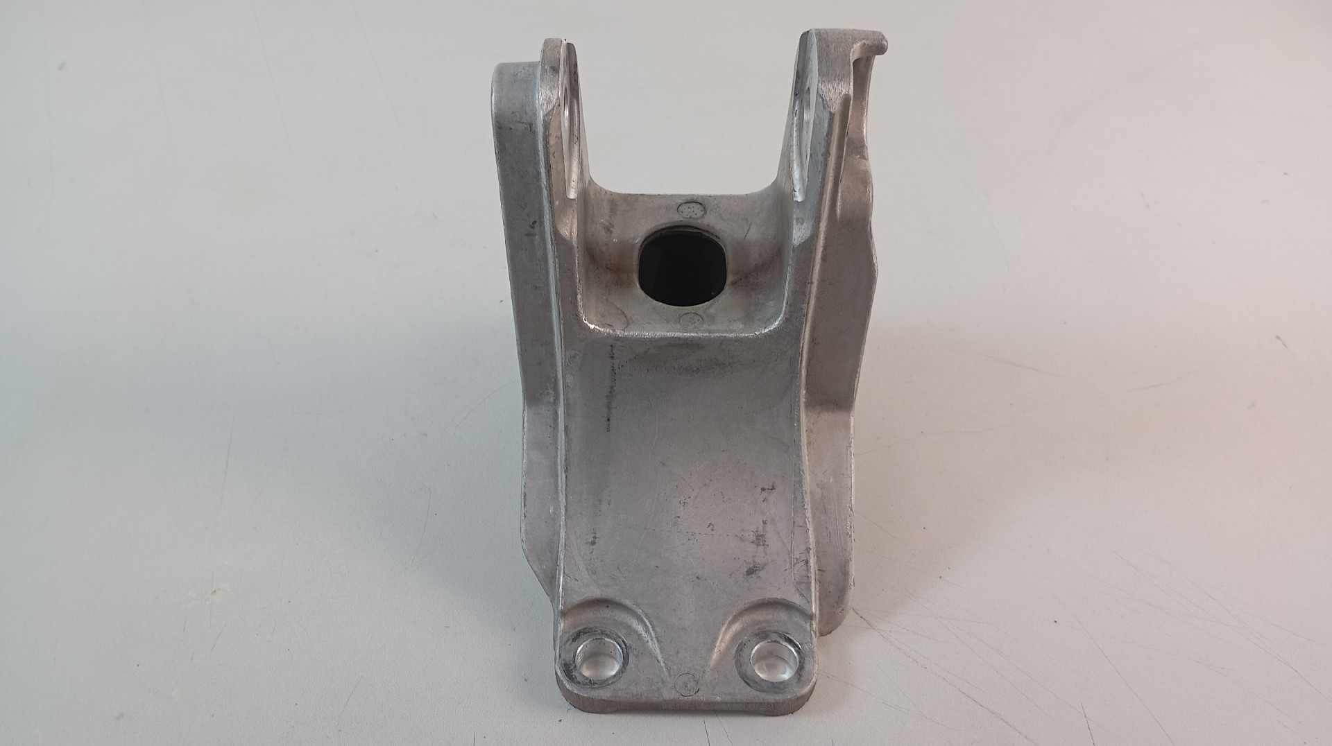 Motor Support NISSAN LEAF (ZE0) | 10 -  Imagem-1