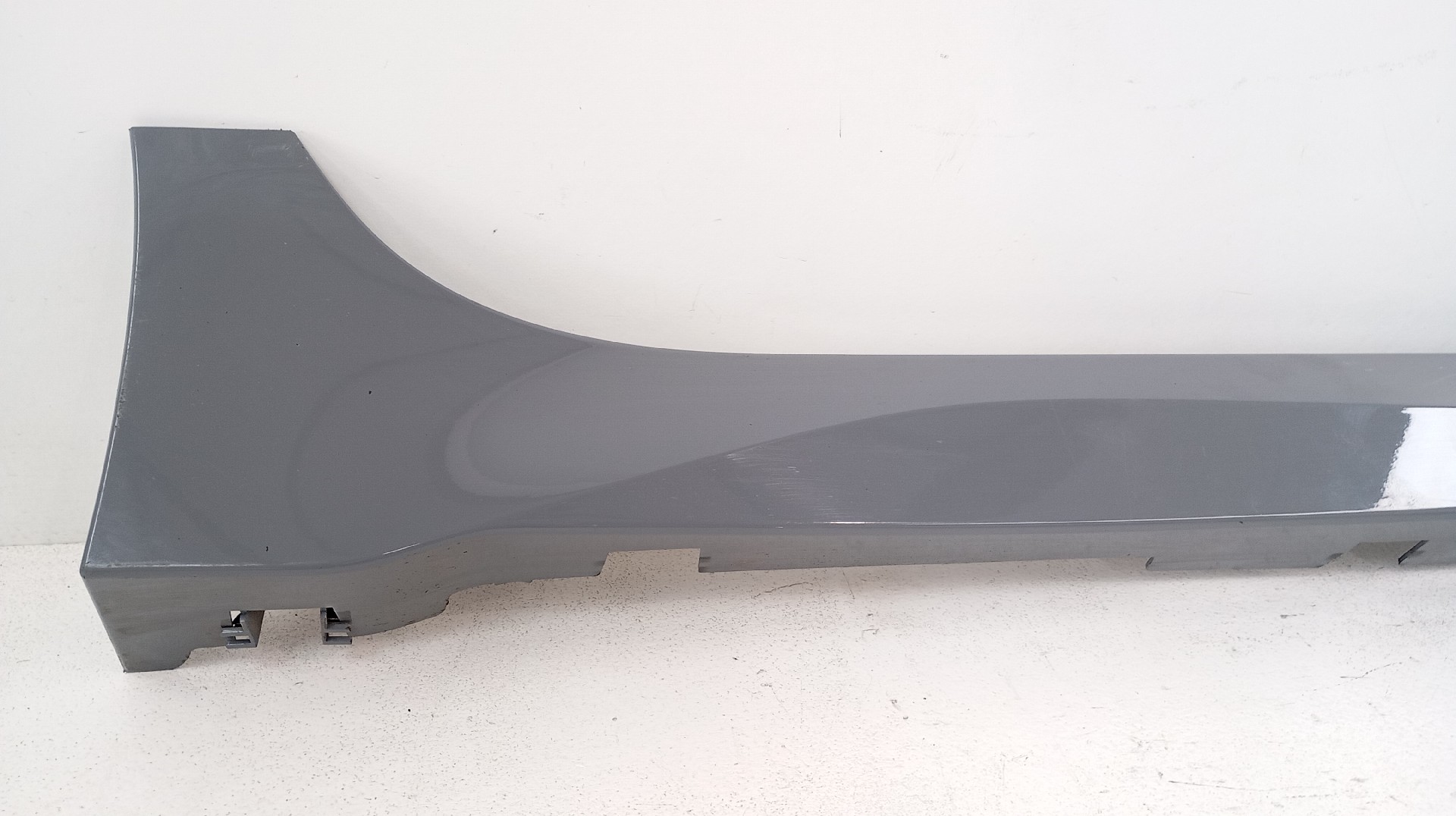 Embaladeira Direita NISSAN LEAF (ZE1_) | 17 -  Imagem-1