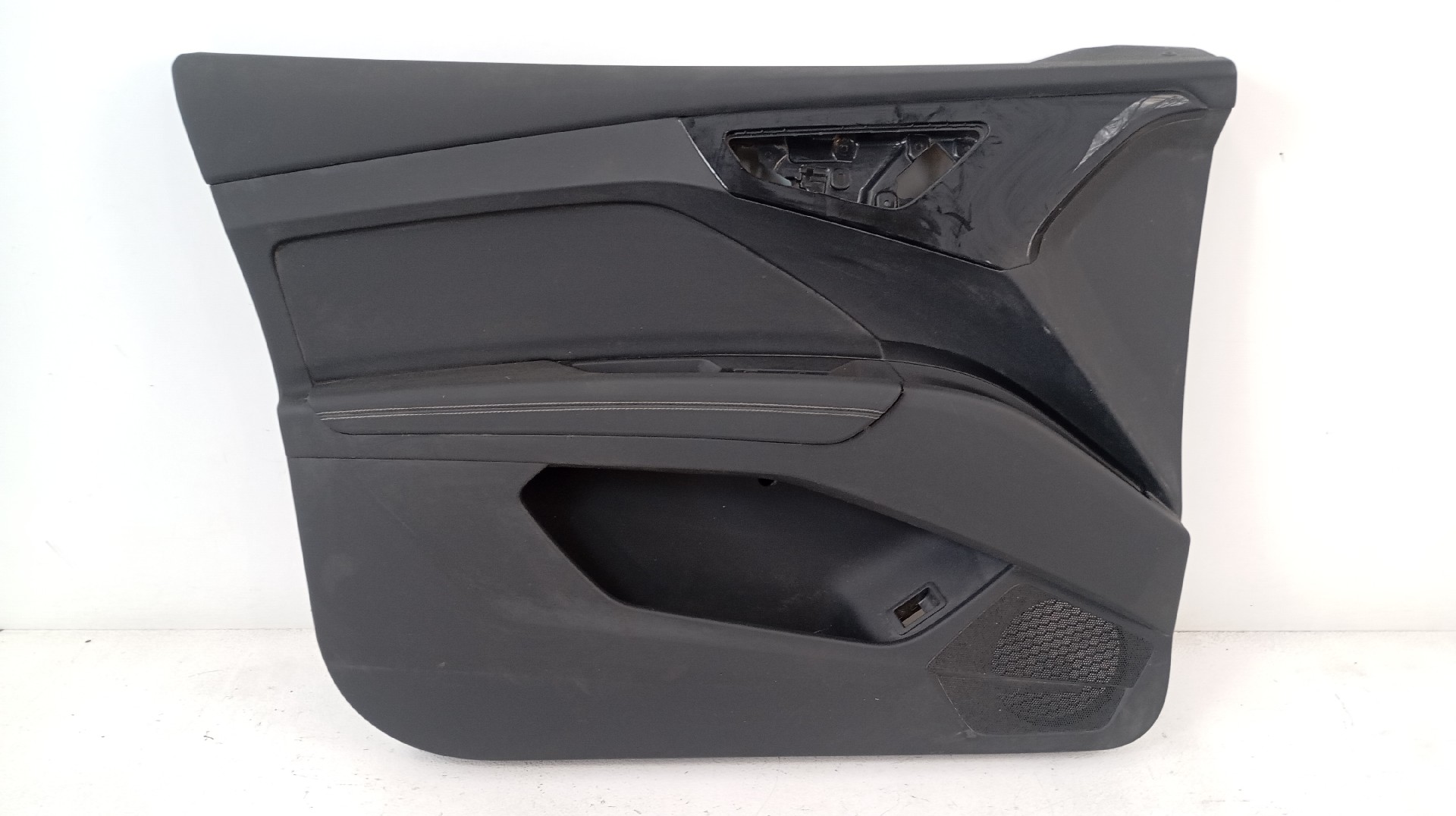 Quartela / Forra Porta Frente Esquerda AUDI Q4 E-TRON (F4B)