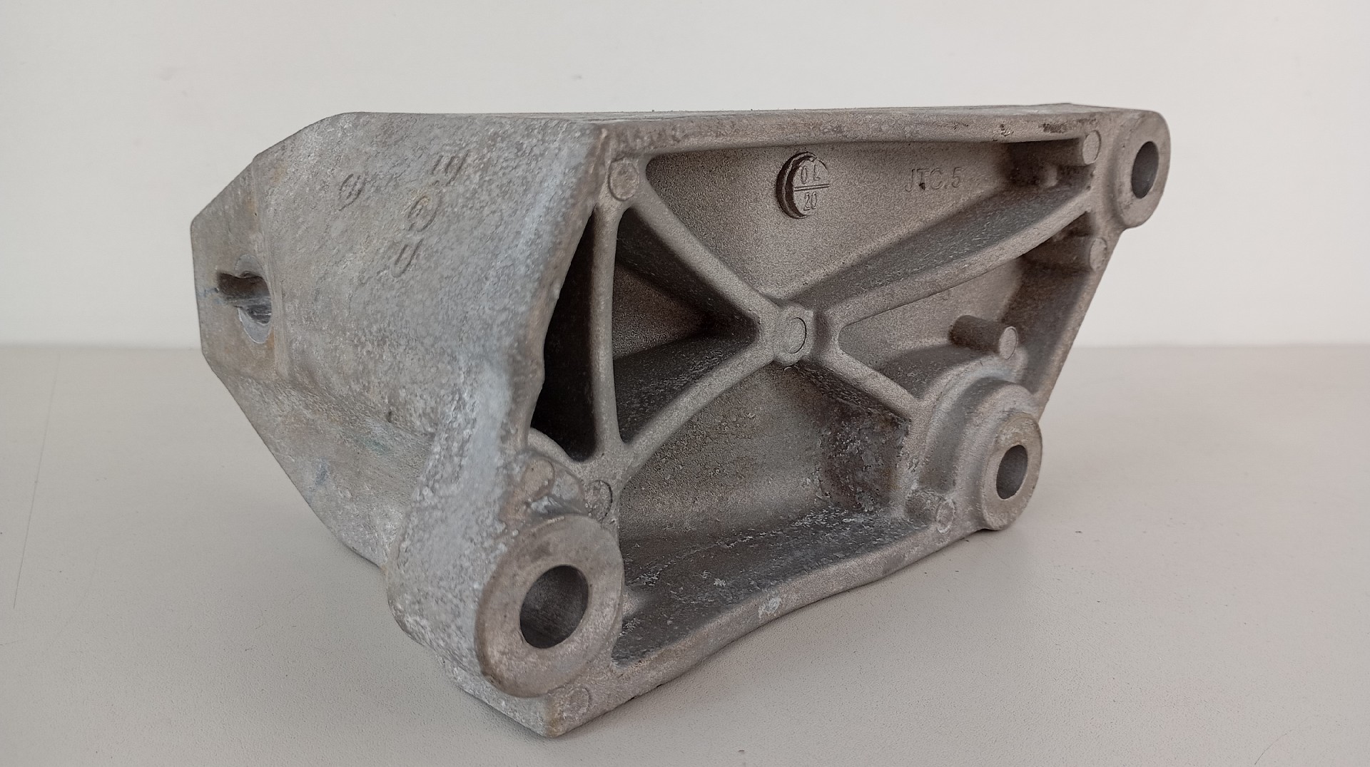 Motor Support NISSAN LEAF (ZE1_) | 17 -  Imagem-2