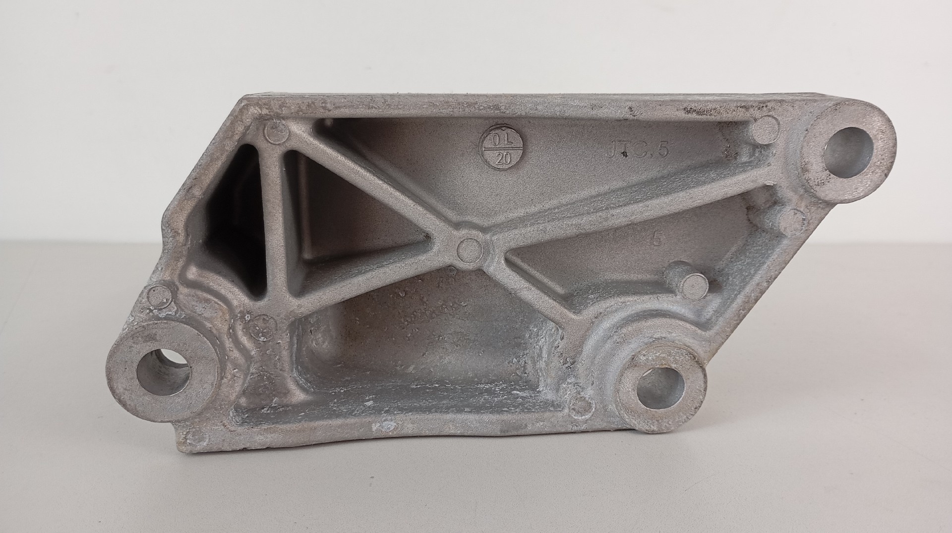 Motor Support NISSAN LEAF (ZE1_) | 17 -  Imagem-3