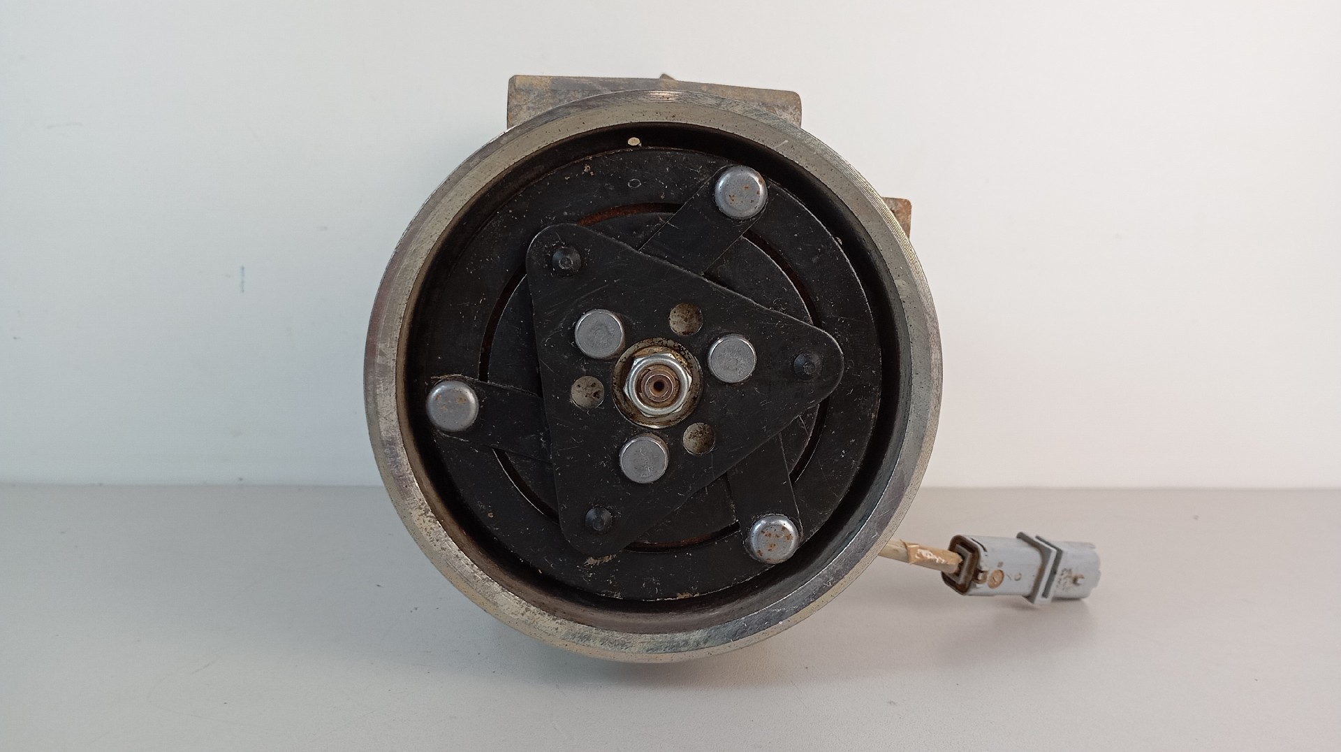 A/C Copmpressor RENAULT KANGOO Imagem-3