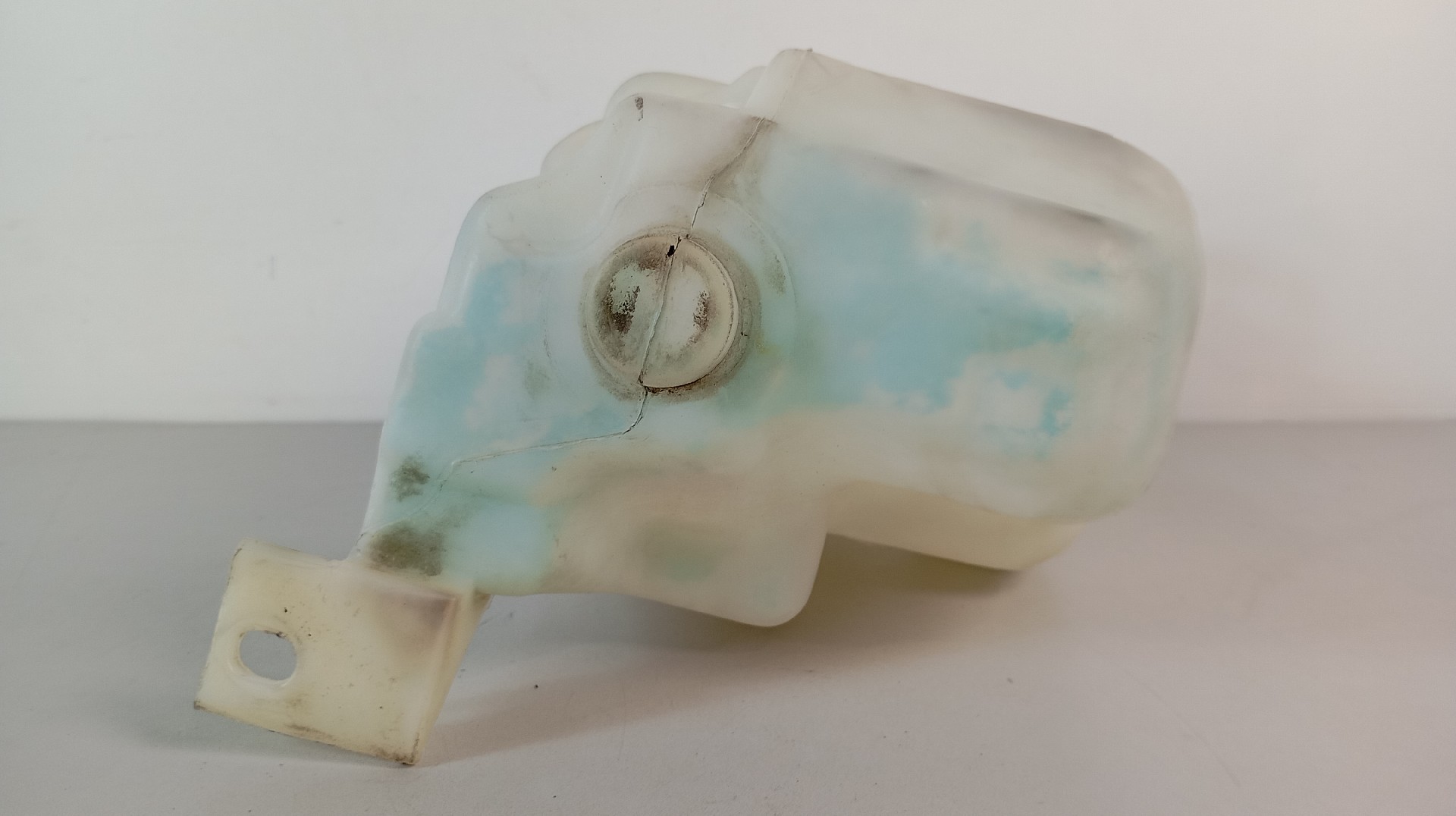 Depósito / Reservatorio Limpa Vidros VOLKSWAGEN GOLF IV (1J1) | 97 - 07 Imagem-2