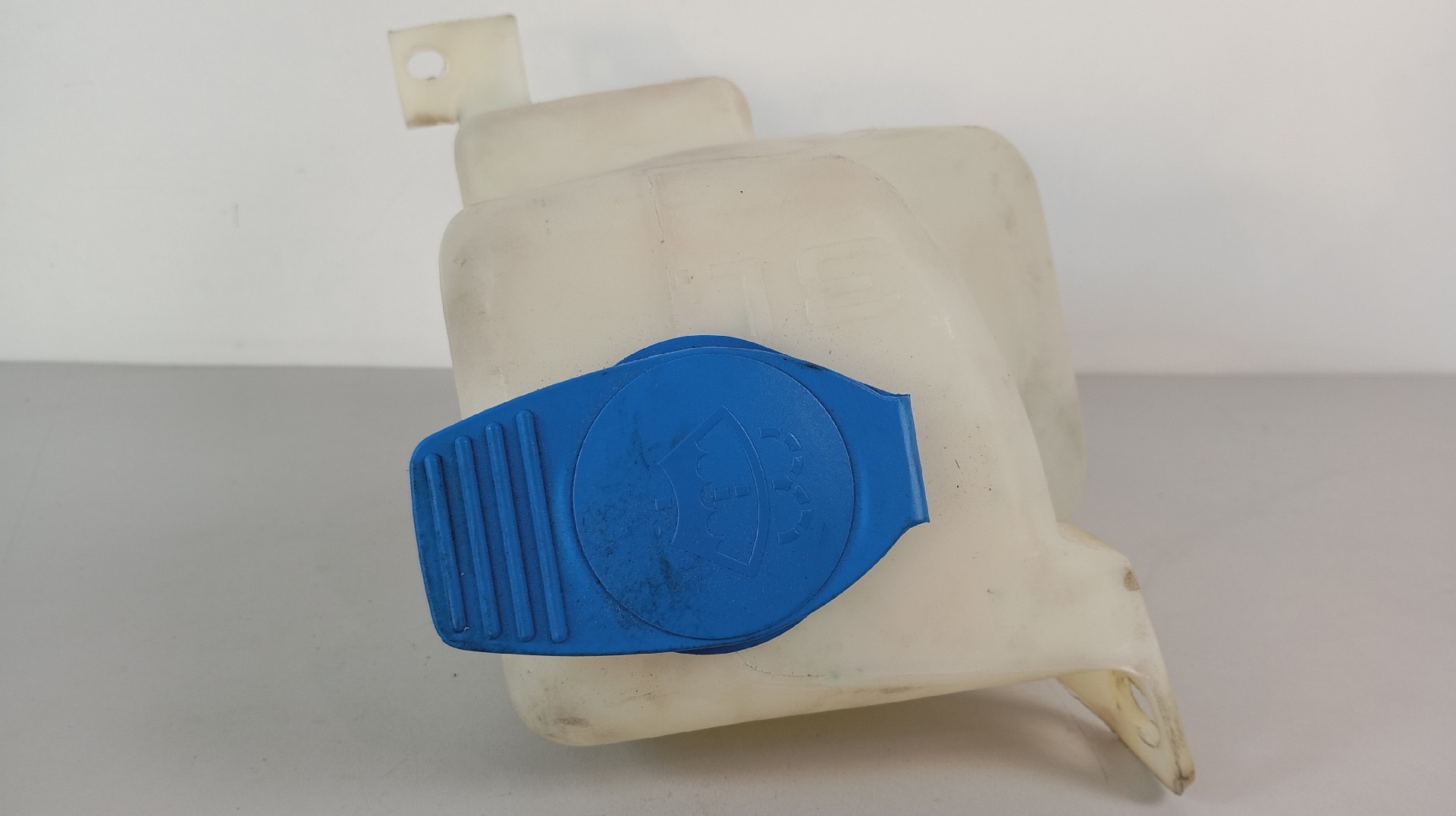 Depósito / Reservatorio Limpa Vidros VOLKSWAGEN GOLF IV (1J1) | 97 - 07 Imagem-3