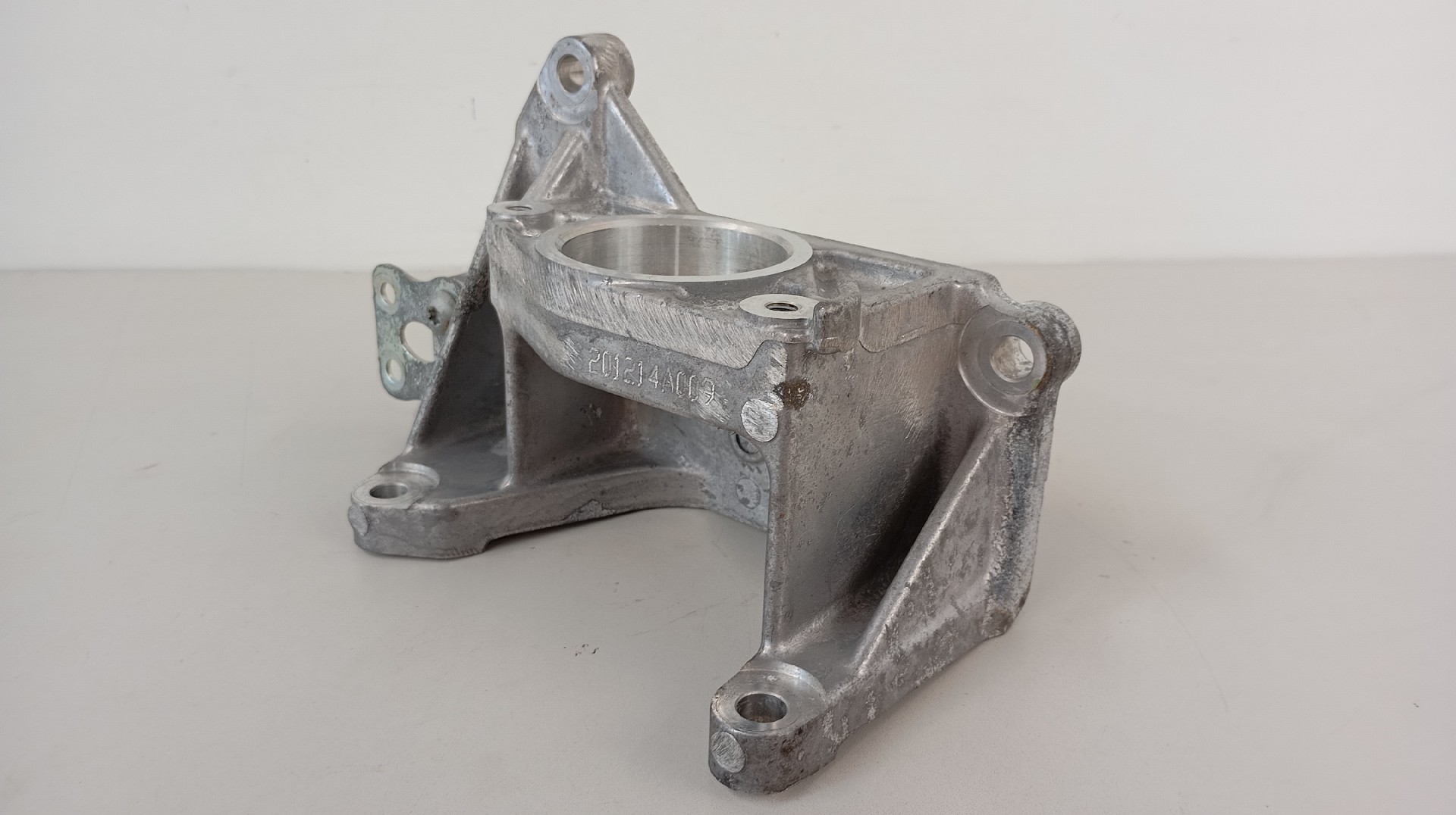 Apoio do Motor NISSAN LEAF (ZE1_) | 17 - 